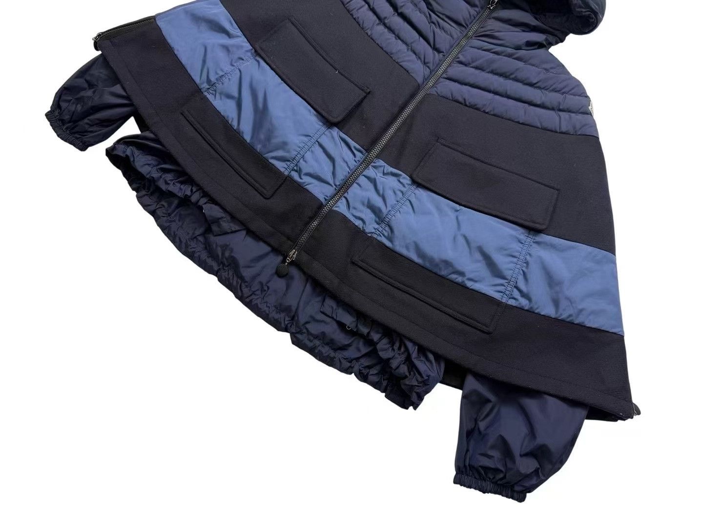 Moncler Moncler Down Cape Size XS / US 0-2 / IT 36-38 - 3 Thumbnail