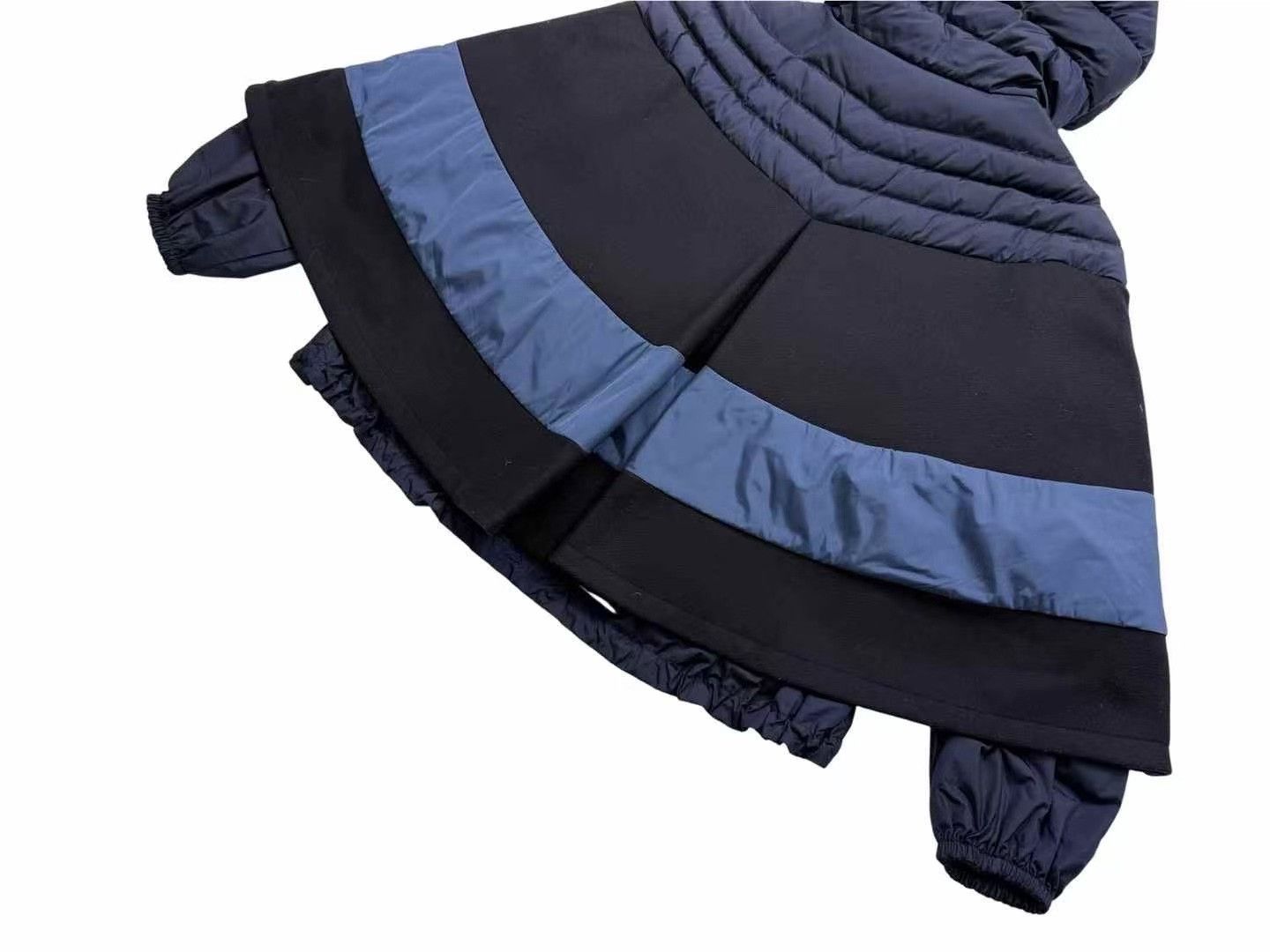 Moncler Moncler Down Cape Size XS / US 0-2 / IT 36-38 - 6 Thumbnail