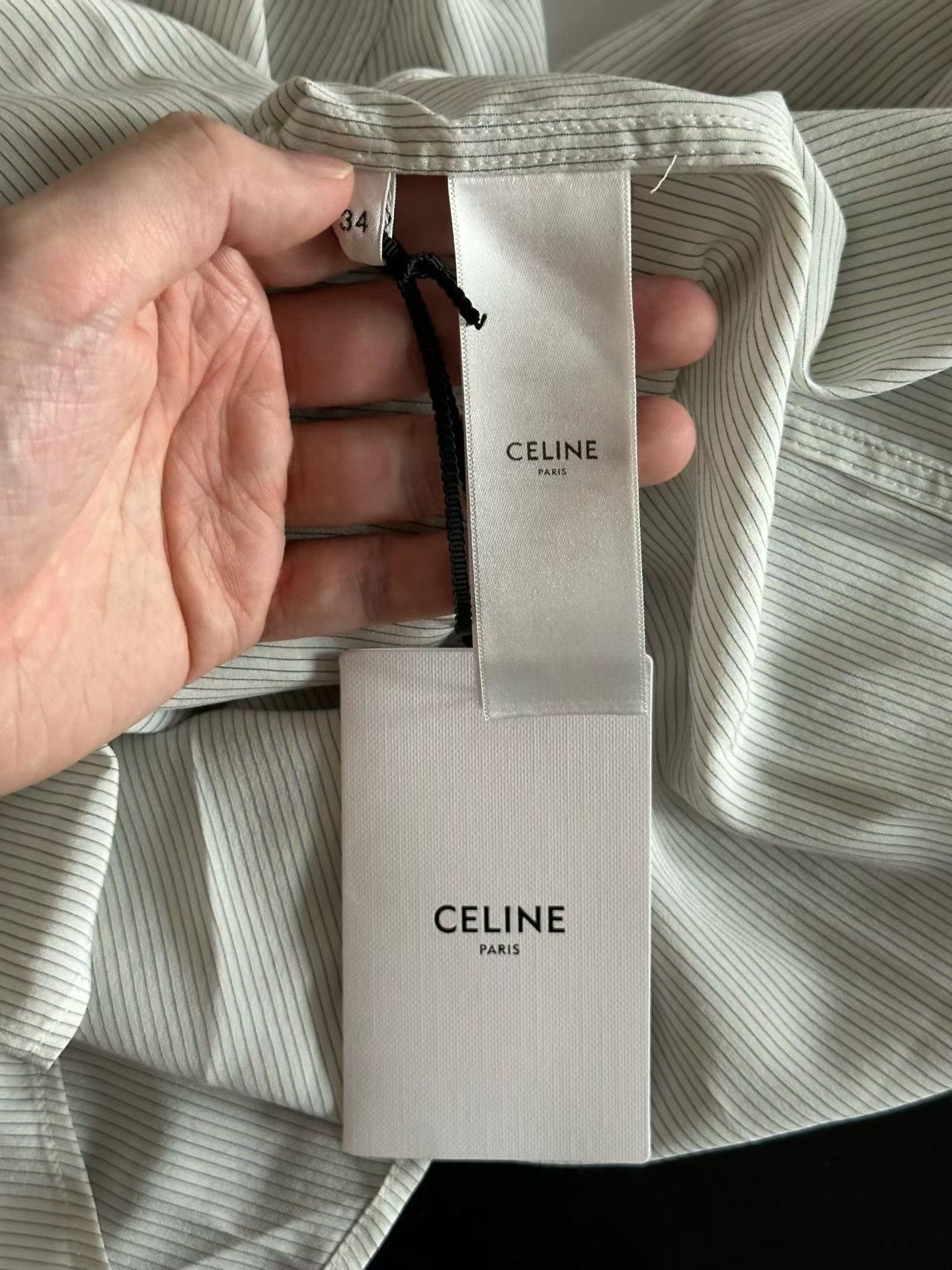 Celine Celine Peter Pan Collar Triomphe Silk Shirt Size XXS / US 00 / IT 34 - 4 Thumbnail