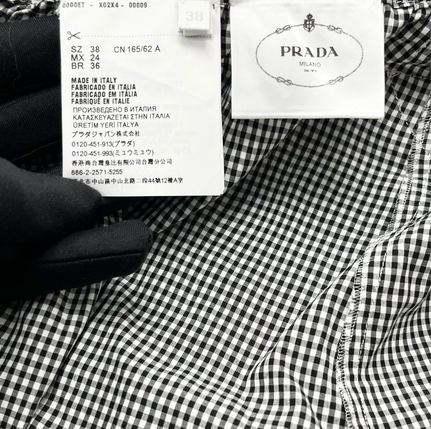 Prada Prada SS22 Black White Houndstooth Shorts Size 38" / US 16 / IT 52 - 4 Thumbnail