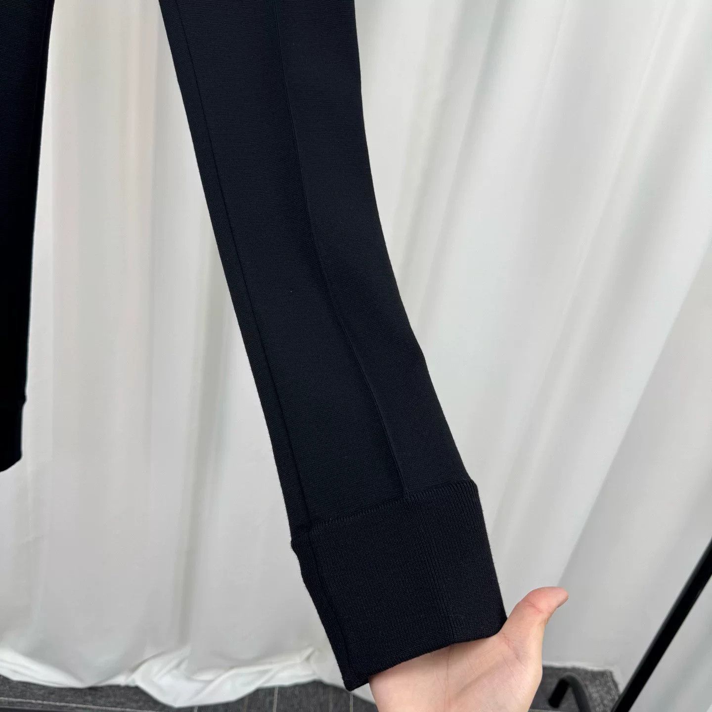 Dolce & Gabbana Dolce&Gabbana Black Wool Knit Casual Pants Size 40" / US 18 - 4 Thumbnail