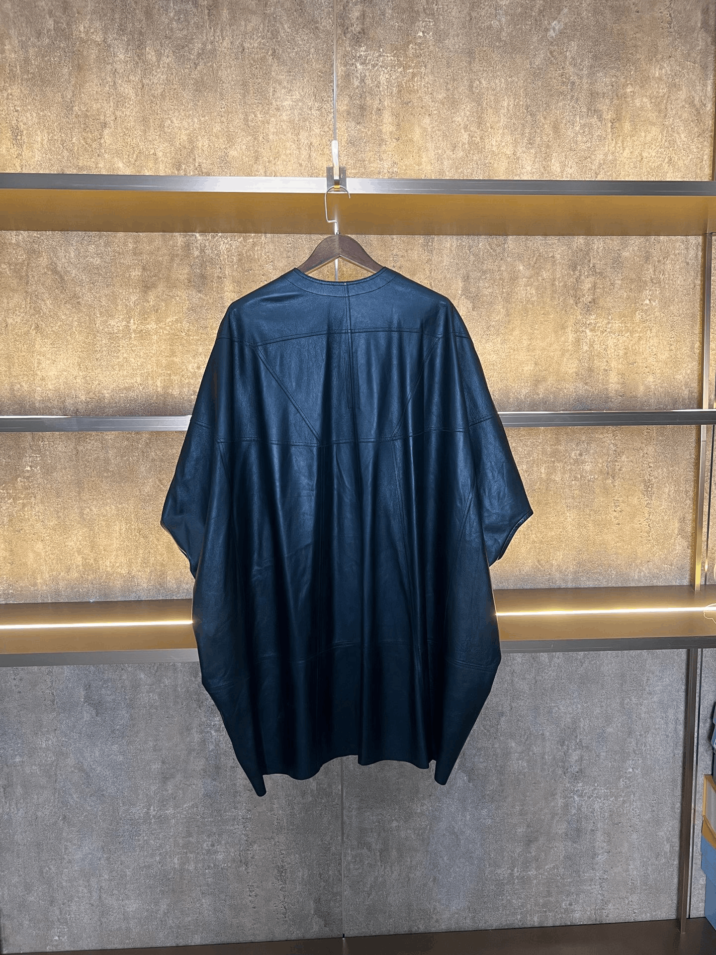 Rick Owens Rick Owens Sheepskin Robe Size S / US 4 / IT 40 - 2 Thumbnail