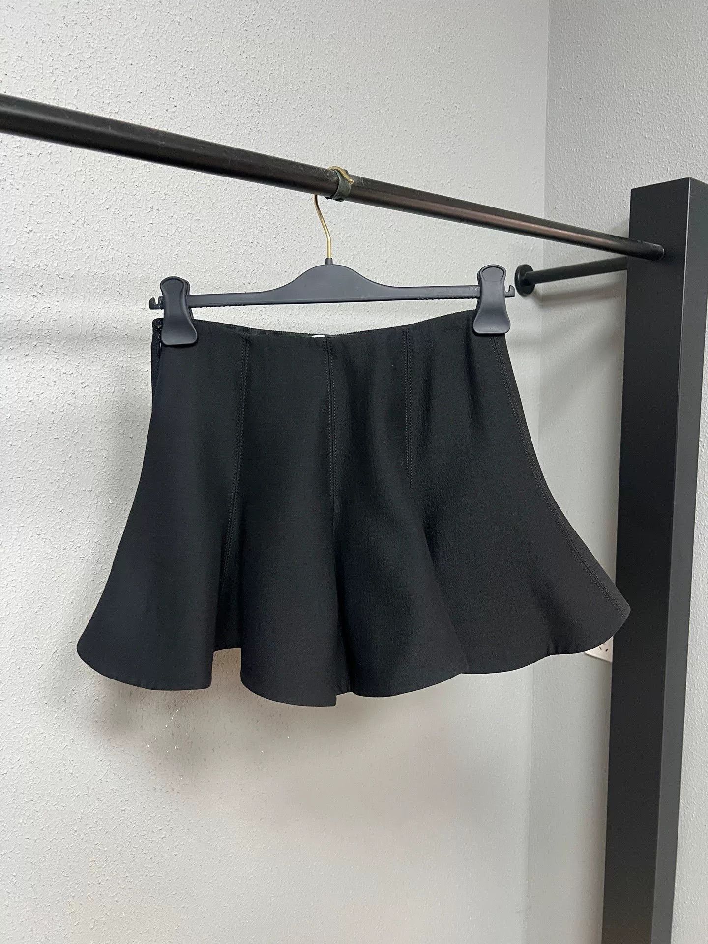 Valentino Valentino Black Culottes Size 38" / US 16 / IT 52 - 2 Thumbnail