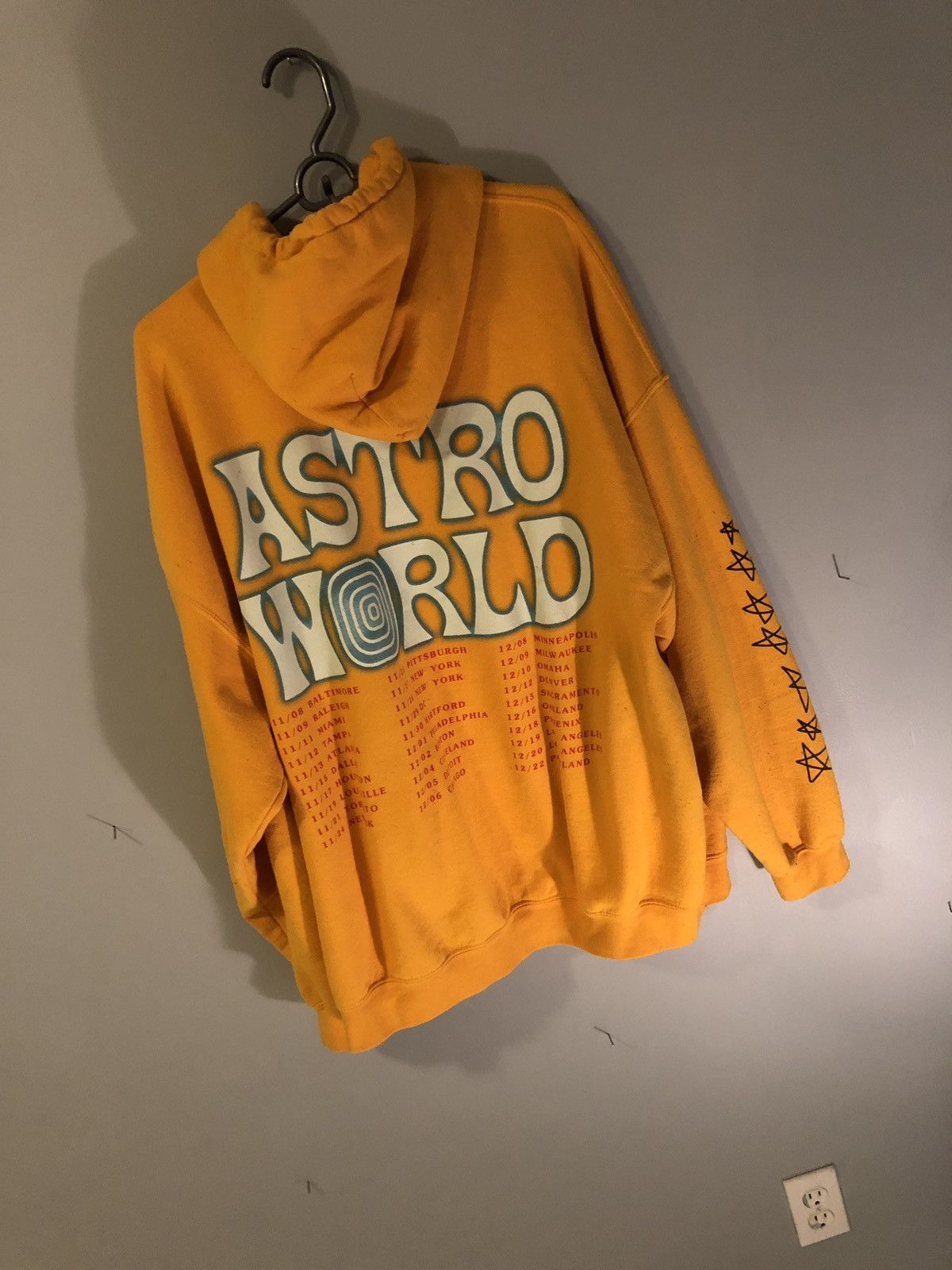 Travis Scott Travis Scott Yellow Astroworld Tour Hoodie Embroidered ...