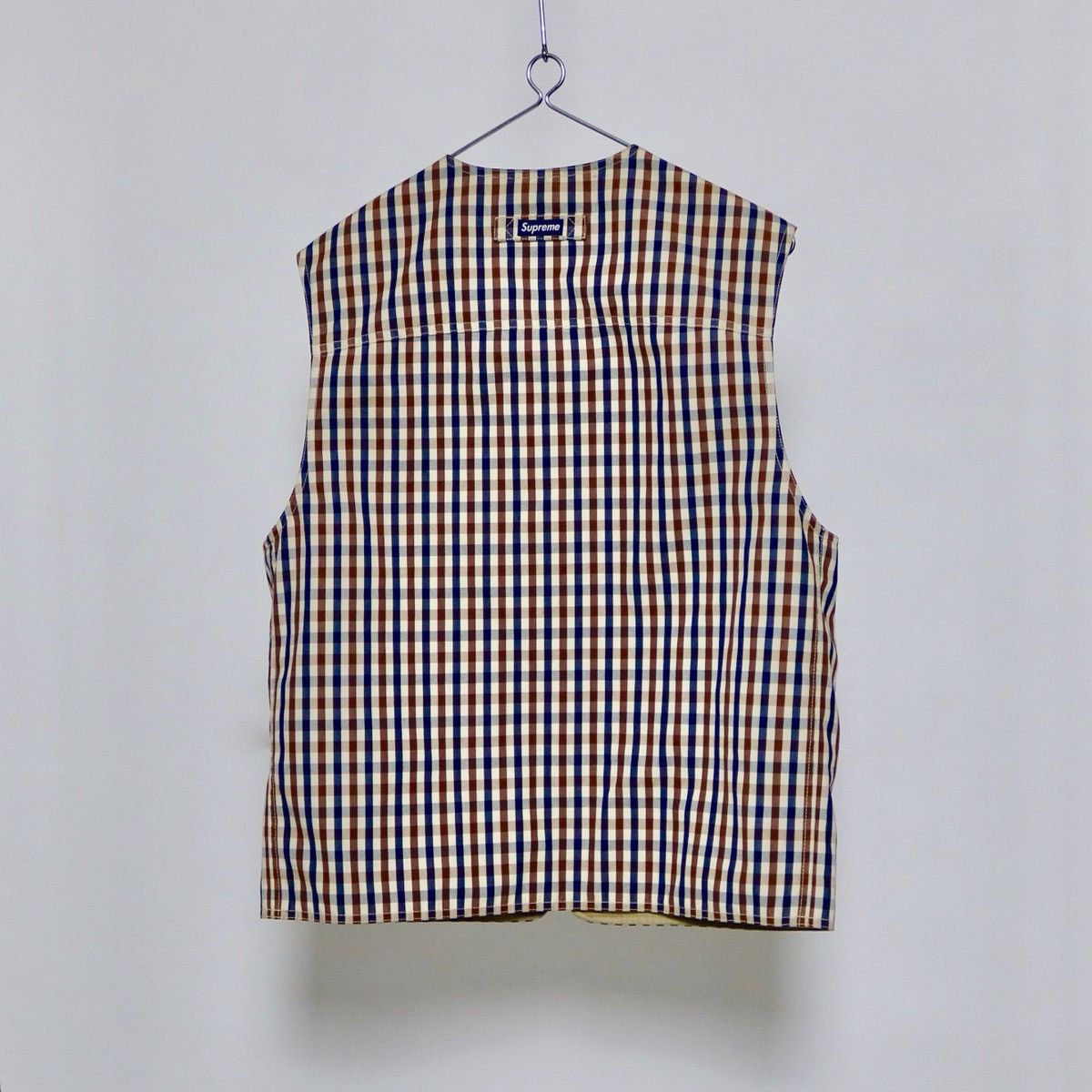 Supreme aquascutum vest online