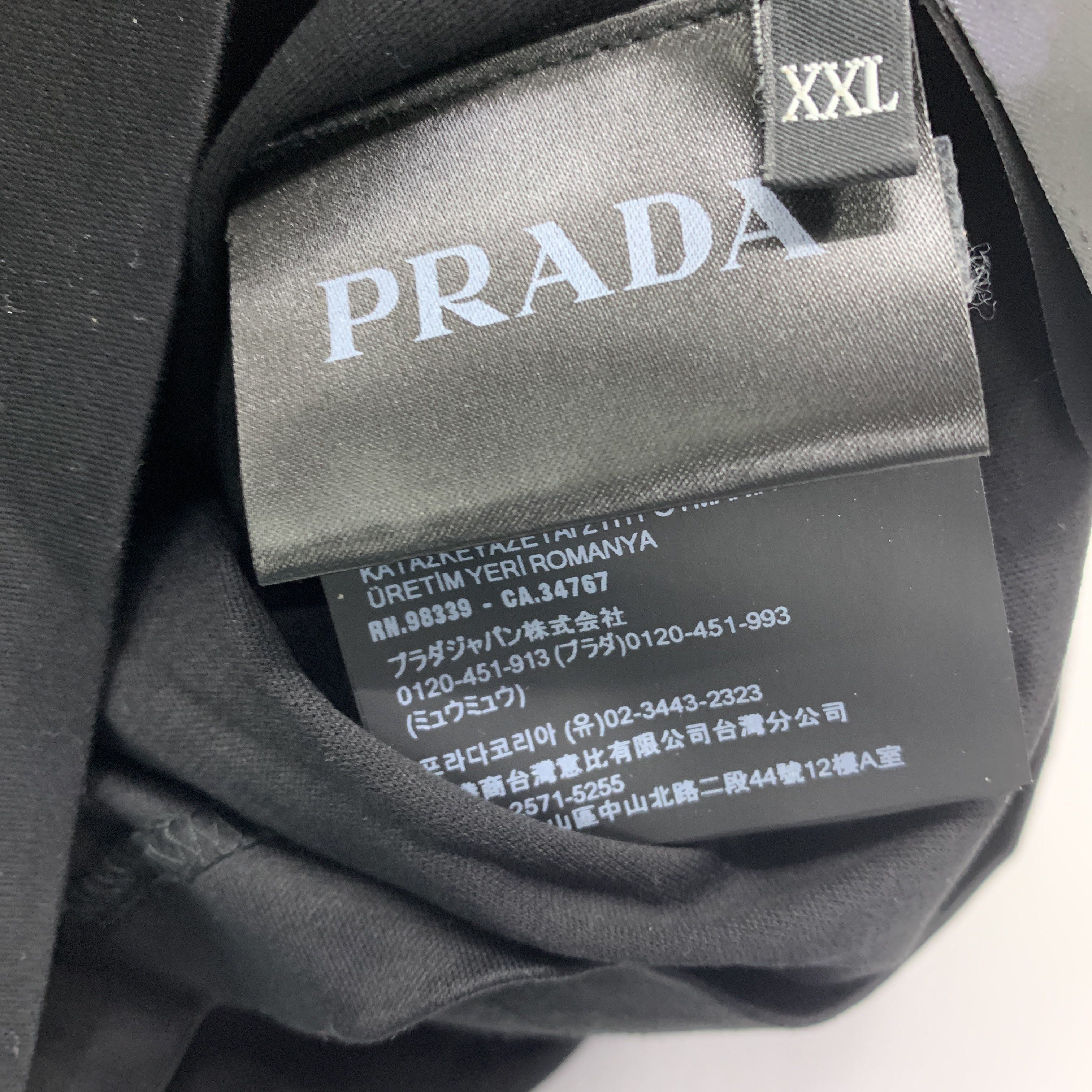 Prada Prada Logo Triangle T-Shirt Size XXL Size US XXL / EU 58 / 5 - 4 Thumbnail