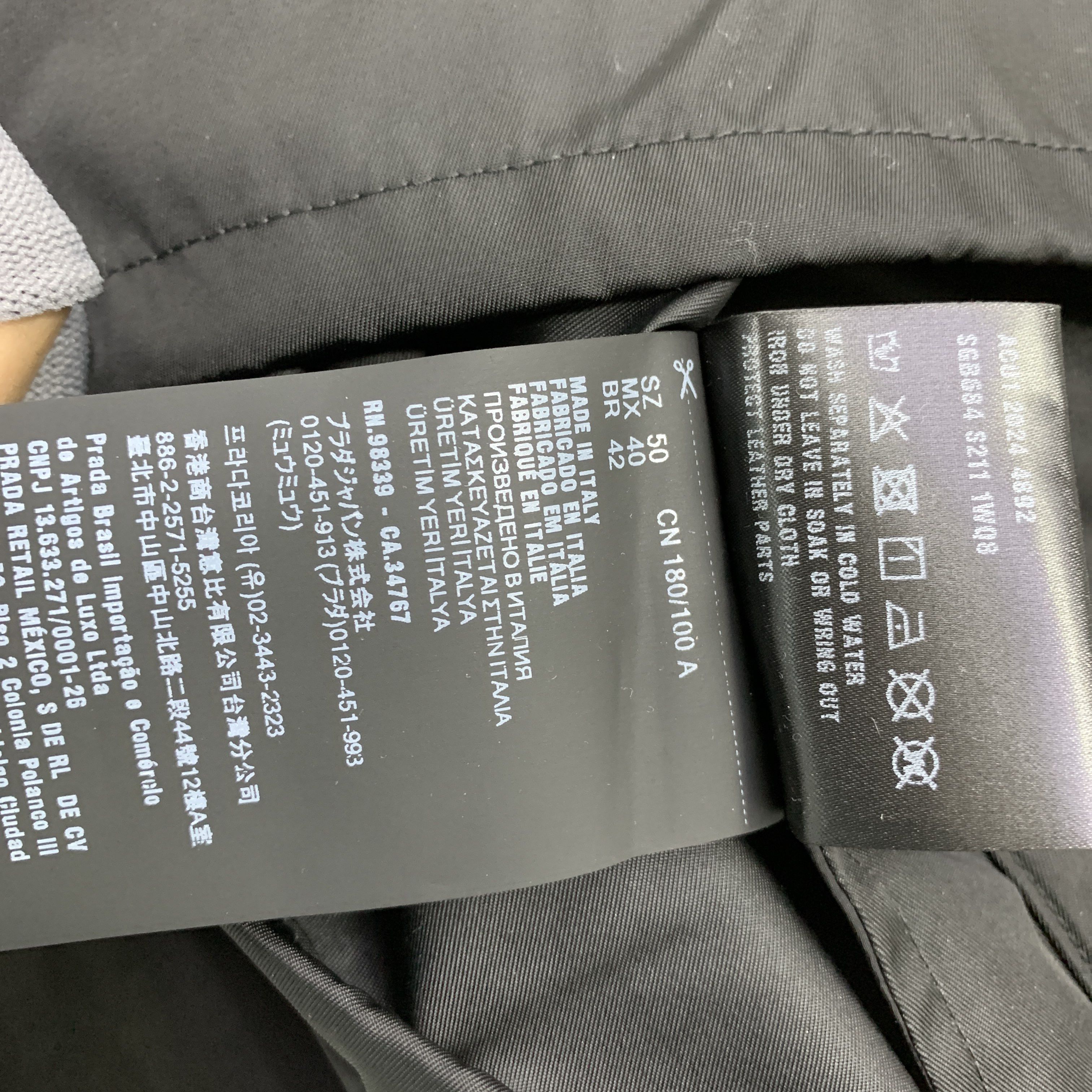 Prada Prada Re-Nylon Logo Zip Jacket Size 50 Size US M / EU 48-50 / 2 - 2 Thumbnail
