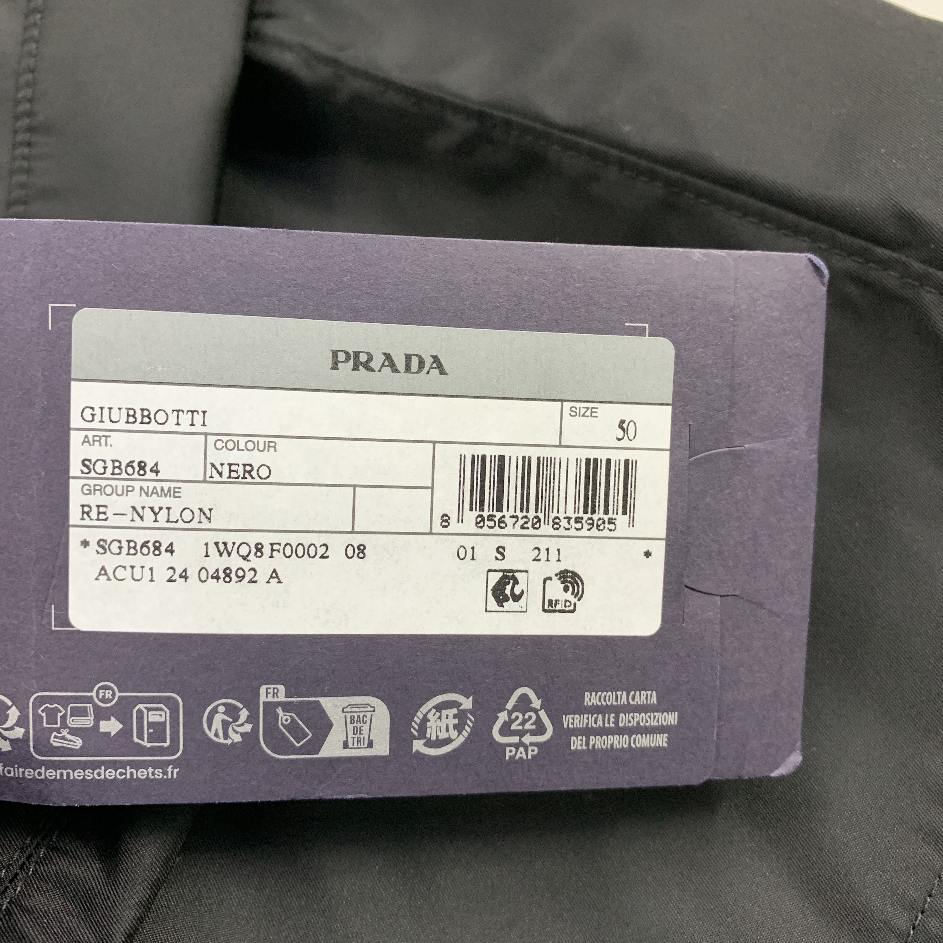 Prada Prada Re-Nylon Logo Zip Jacket Size 50 Size US M / EU 48-50 / 2 - 3 Thumbnail