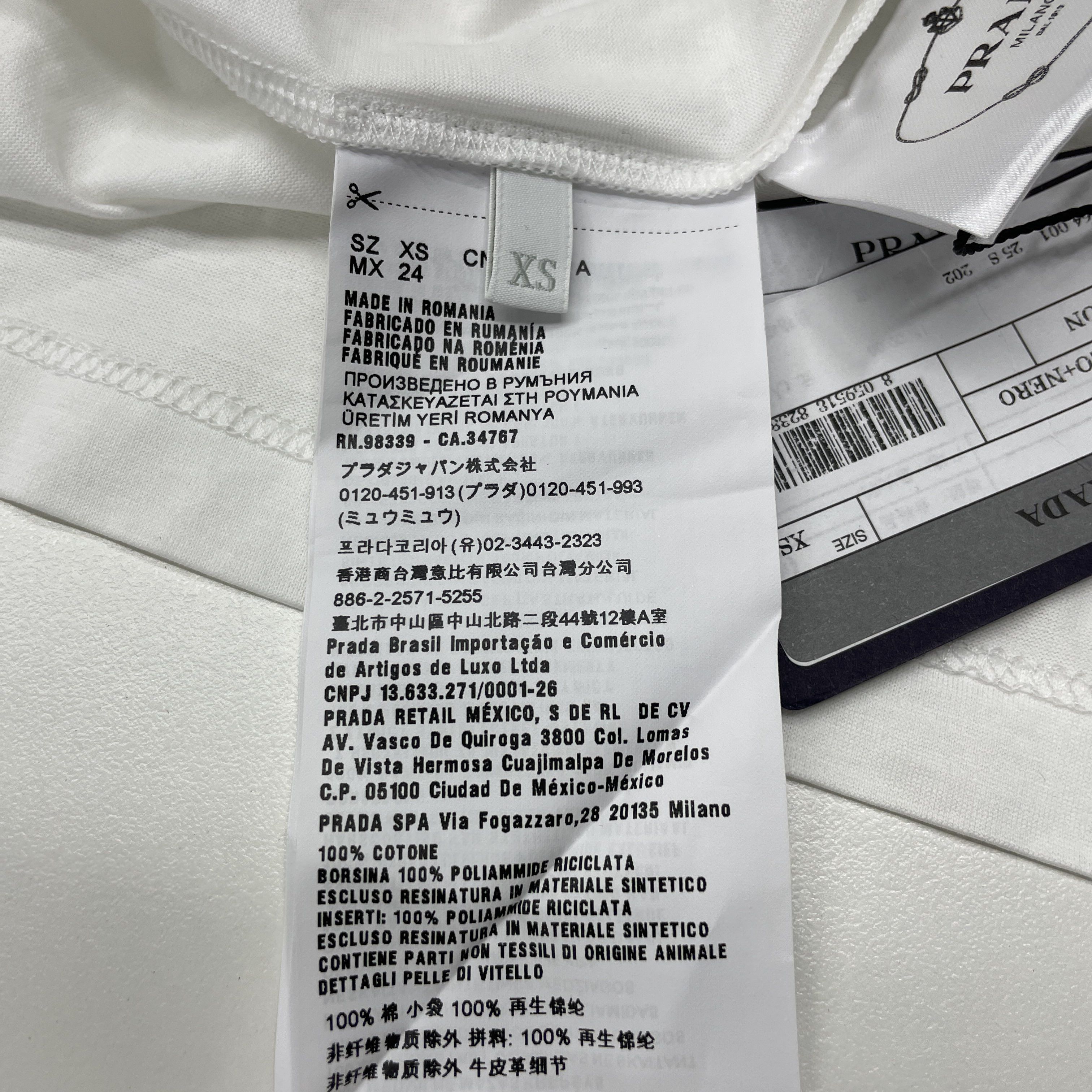 Prada Prada Re-Nylon Pocket T-Shirt Size XS Size US XS / EU 42 / 0 - 4 Thumbnail