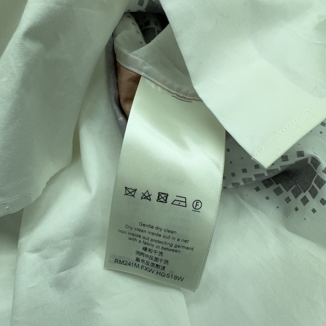 Louis Vuitton Louis Vuitton Monogram Pixel Long Sleeve Shirt L Size US L / EU 52-54 / 3 - 4 Thumbnail
