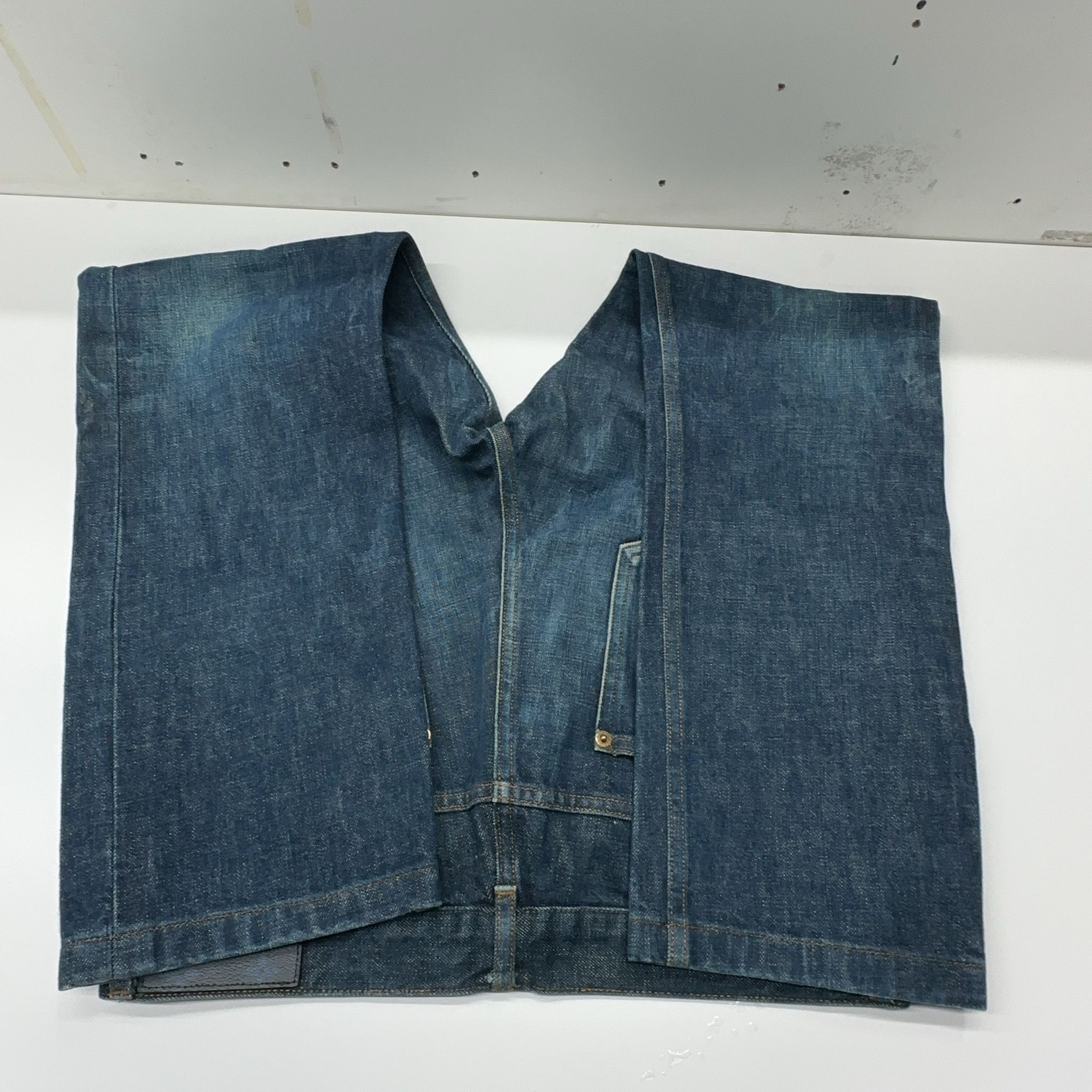 Louis Vuitton Louis Vuitton Classic Denim Jeans Size 34 Size US 34 / EU 50 - 6 Thumbnail