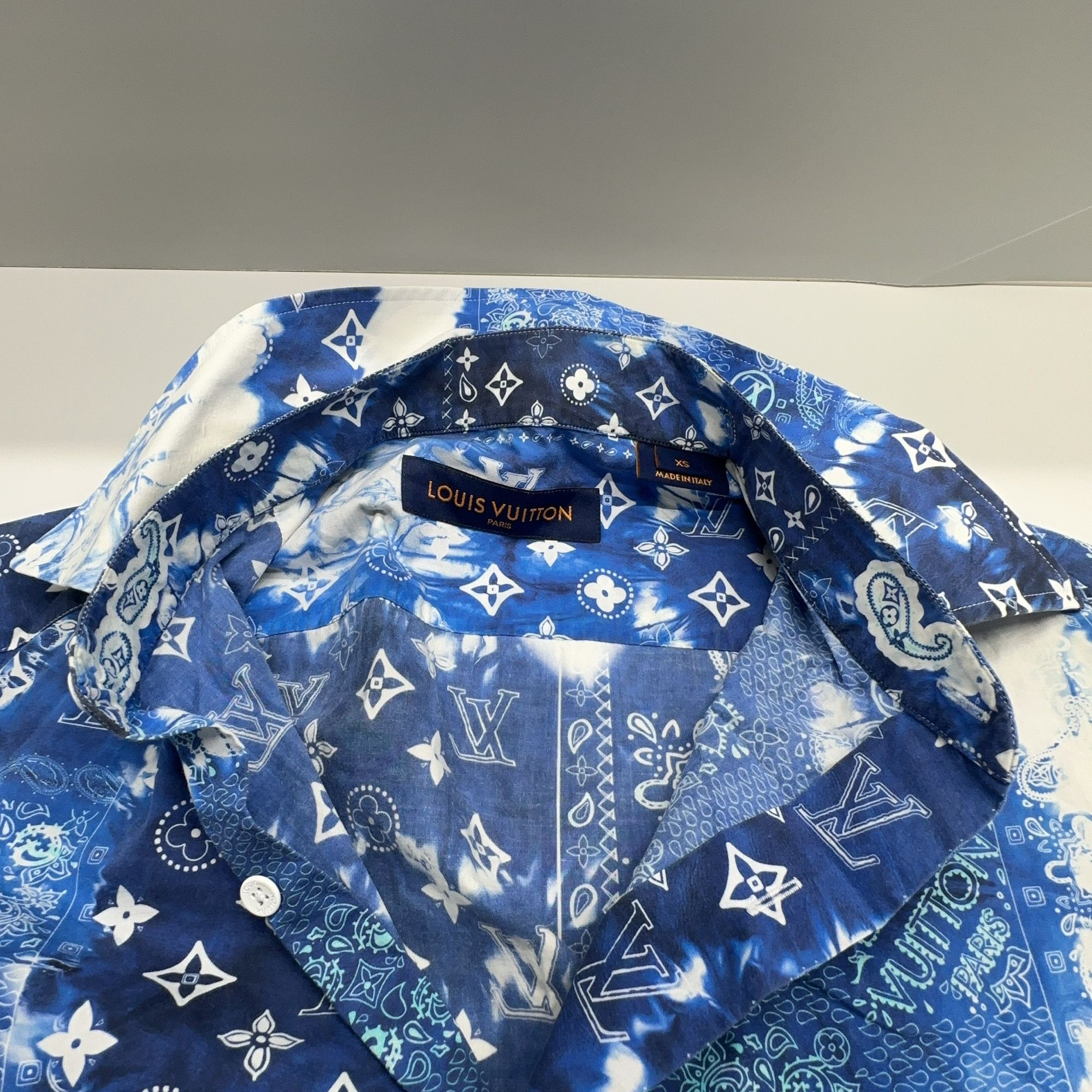 Louis Vuitton Louis Vuitton Bandana Logo Shirt XS Size US XS / EU 42 / 0 - 5 Thumbnail