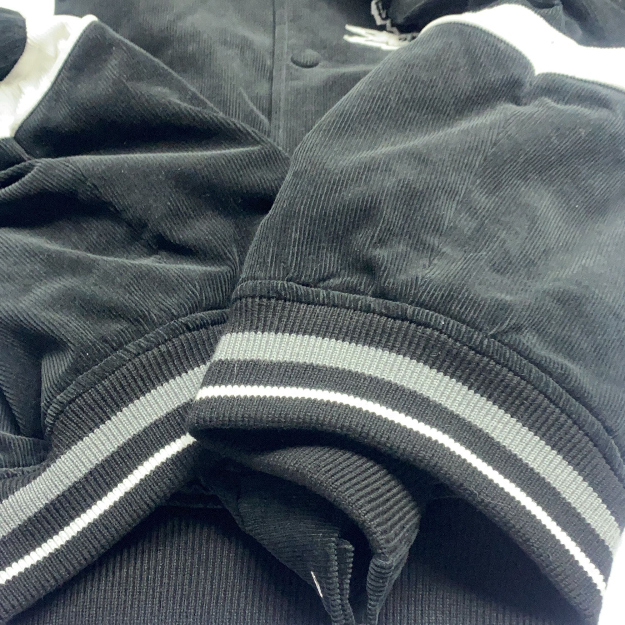 WE11DONE WE11DONE Bear Corduroy Varsity Jacket Size L Size L / US 10 / IT 46 - 18 Thumbnail