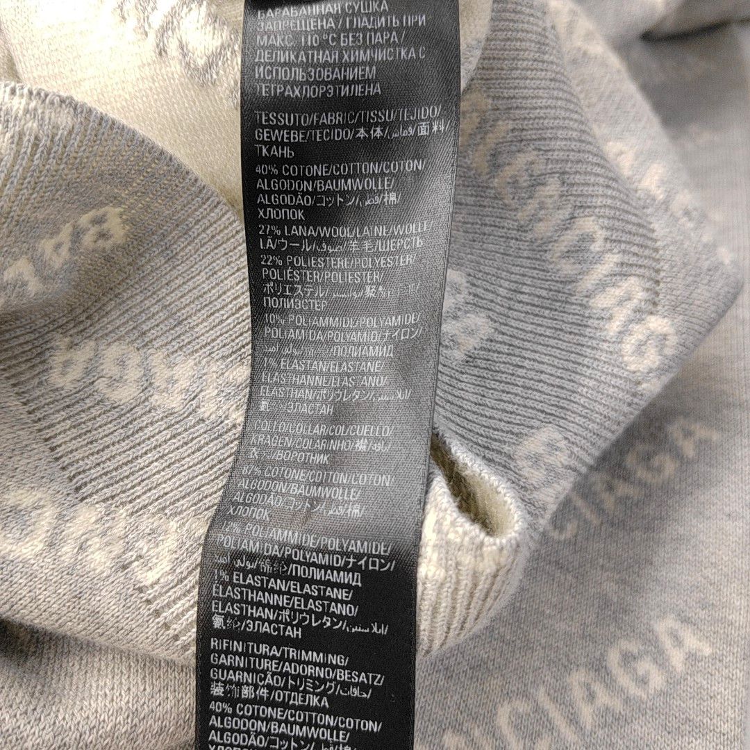 Balenciaga Balenciaga All-Over Logo Sweater Size S Size US S / EU 44-46 / 1 - 3 Thumbnail