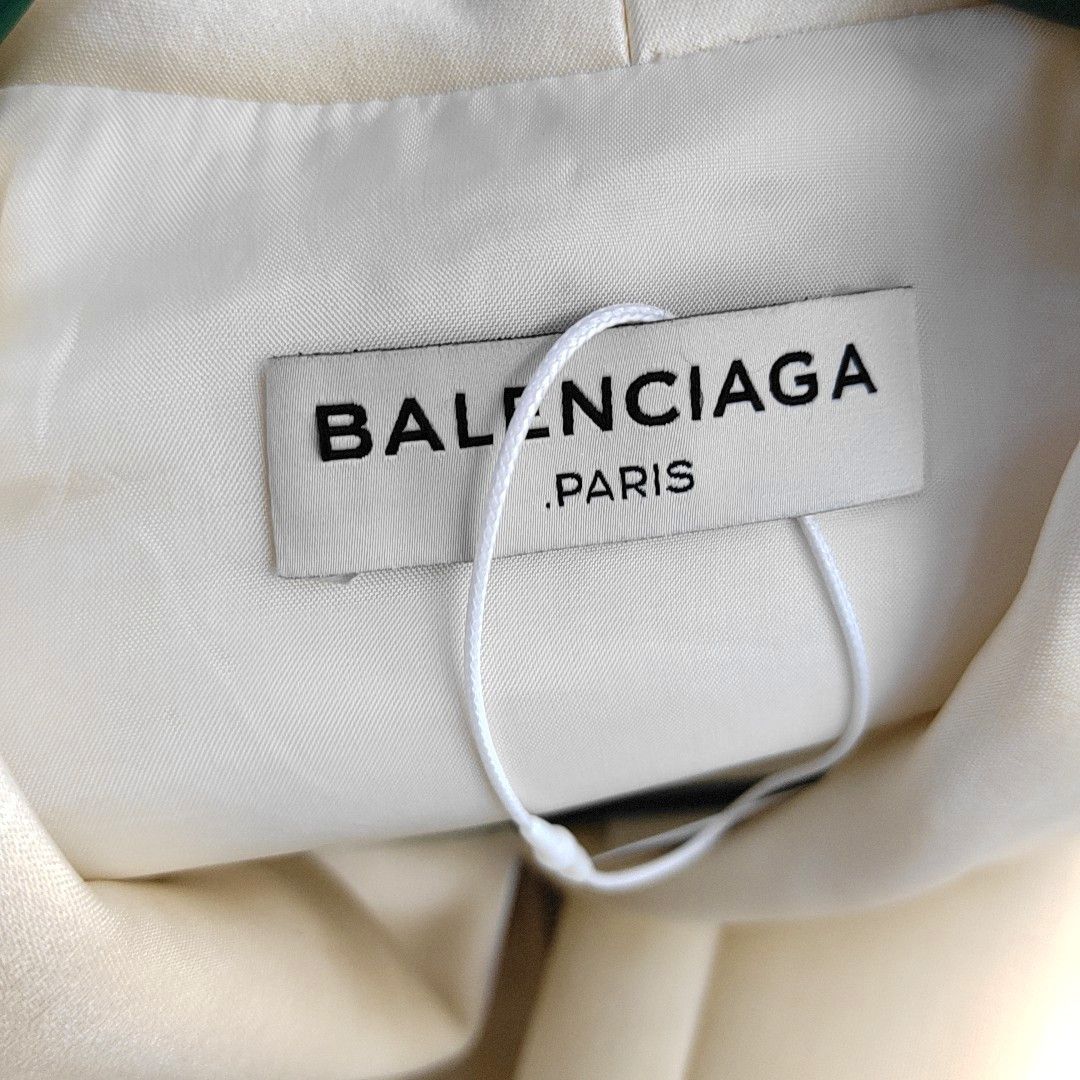 Balenciaga Balenciaga Beige Silk Sleeveless Jacket Size 34 Size XS / US 0-2 / IT 36-38 - 6 Thumbnail