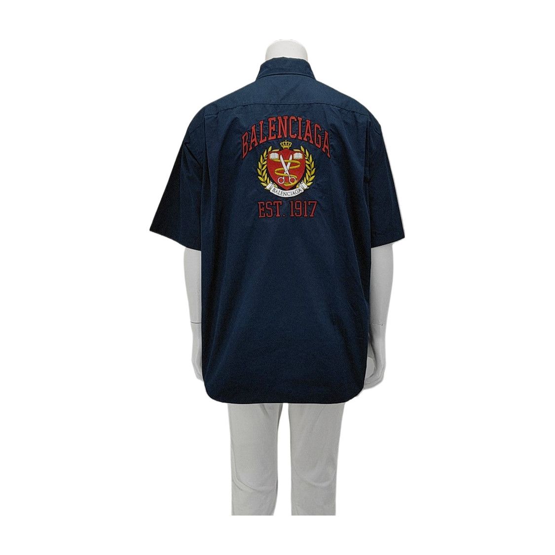 Balenciaga Balenciaga Crest Logo Short Sleeve Shirt Size S Size US S / EU 44-46 / 1 - 2 Thumbnail