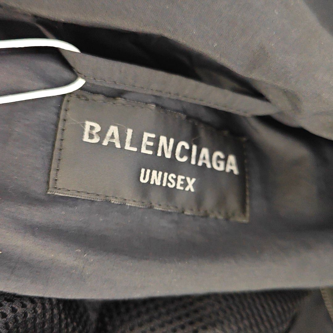 Balenciaga Balenciaga Logo Print Nylon Jacket Size S Size US S / EU 44-46 / 1 - 7 Thumbnail