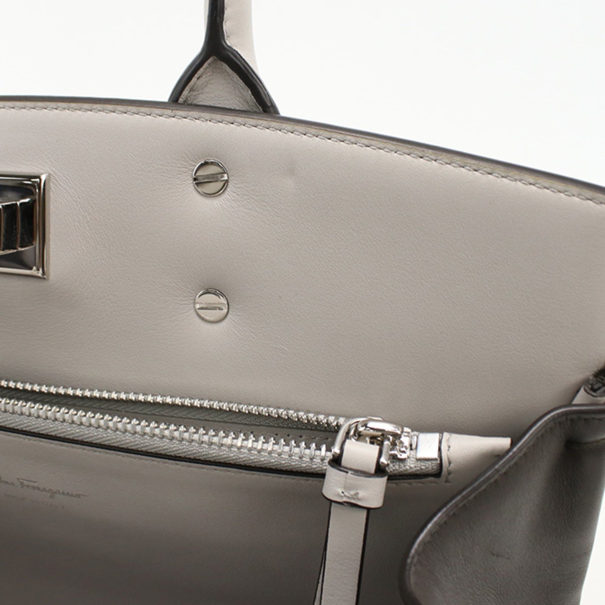 Salvatore Ferragamo Salvatore Ferragamo FERRAGAMO Ferragamo Handbag 21 H159 2WAY Gancini Women's Gray Size ONE SIZE - 5 Thumbnail
