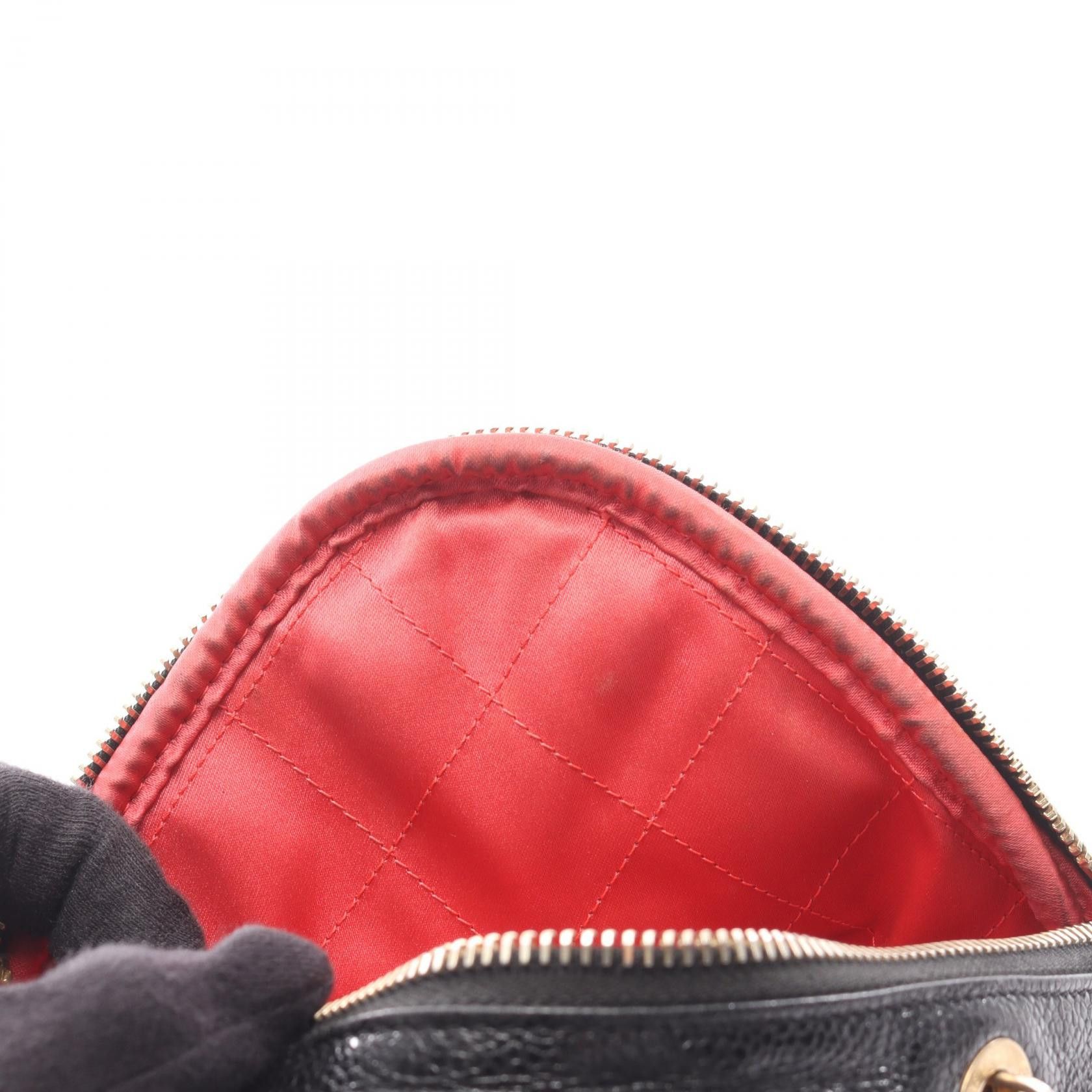 Chanel Chanel CHANEL Matelasse Calf Shoulder Bag Leather Shoulder Bag DUTY FREE for USA Size ONE SIZE - 7 Thumbnail