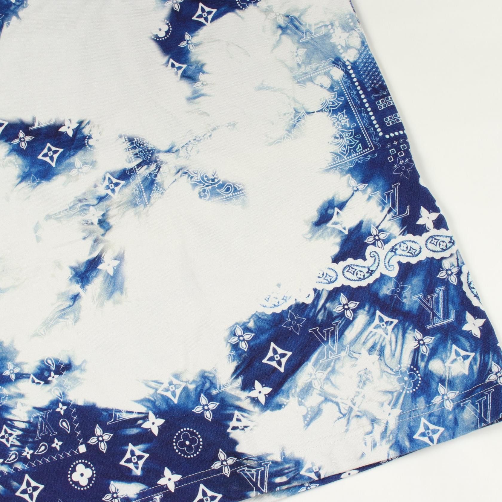 Louis Vuitton Louis Vuitton Louis Vuitton Monogram Bandana Print Cotton Tshirt Textile T-Shirts DUTY FREE for USA Size ONE SIZE - 8 Thumbnail
