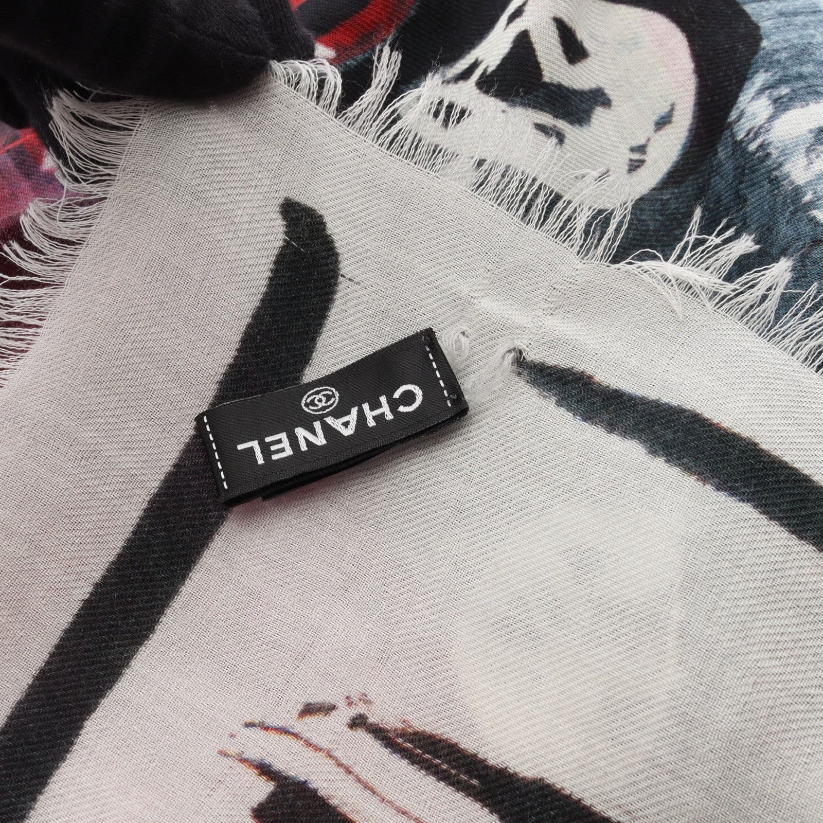 Chanel Chanel Chanel Cashmere Stole Textile Shawl DUTY FREE for USA Size ONE SIZE - 9 Thumbnail