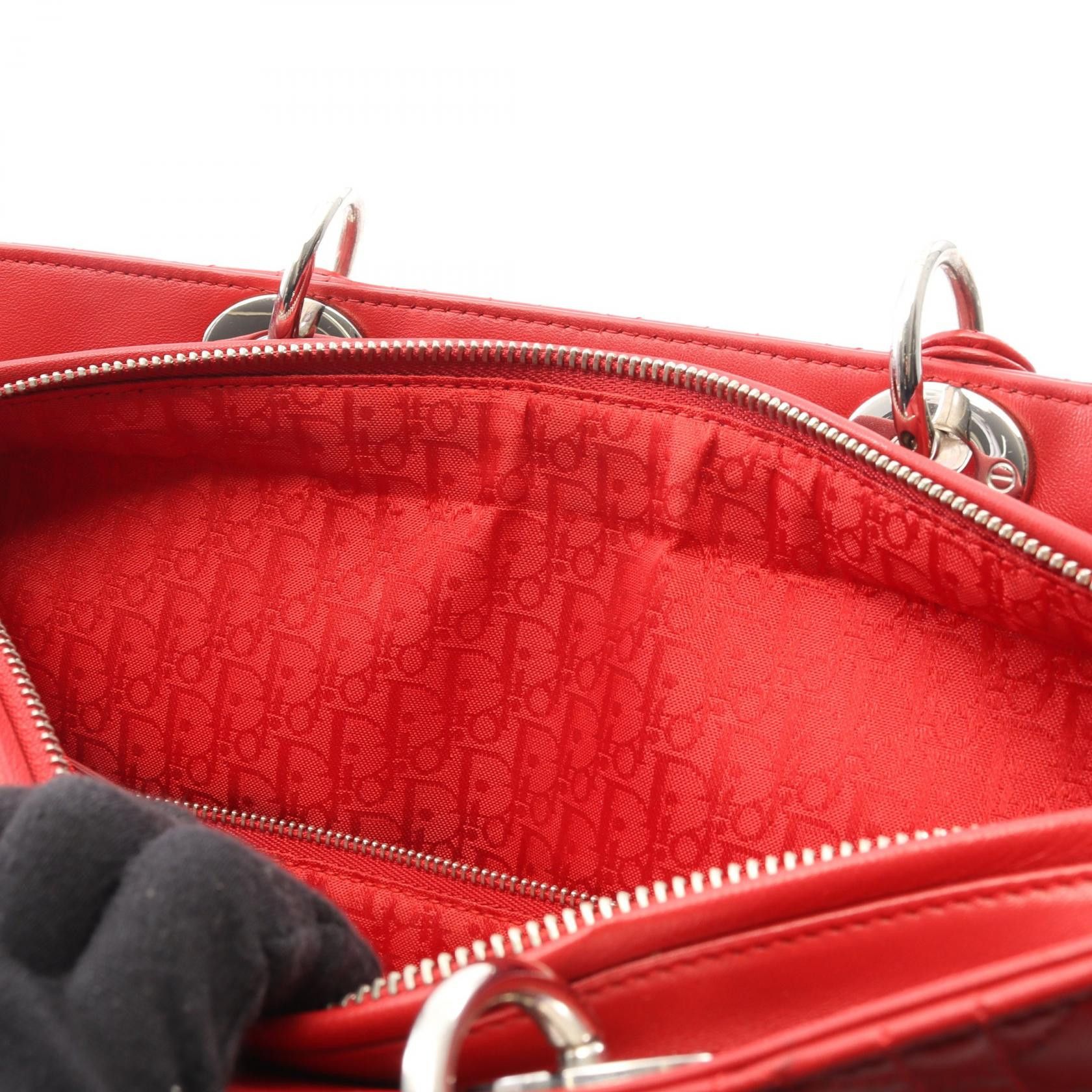Dior Dior Dior Lady Dior Leather Handbag Leather Handbag MO556 DUTY FREE for USA Size ONE SIZE - 9 Thumbnail