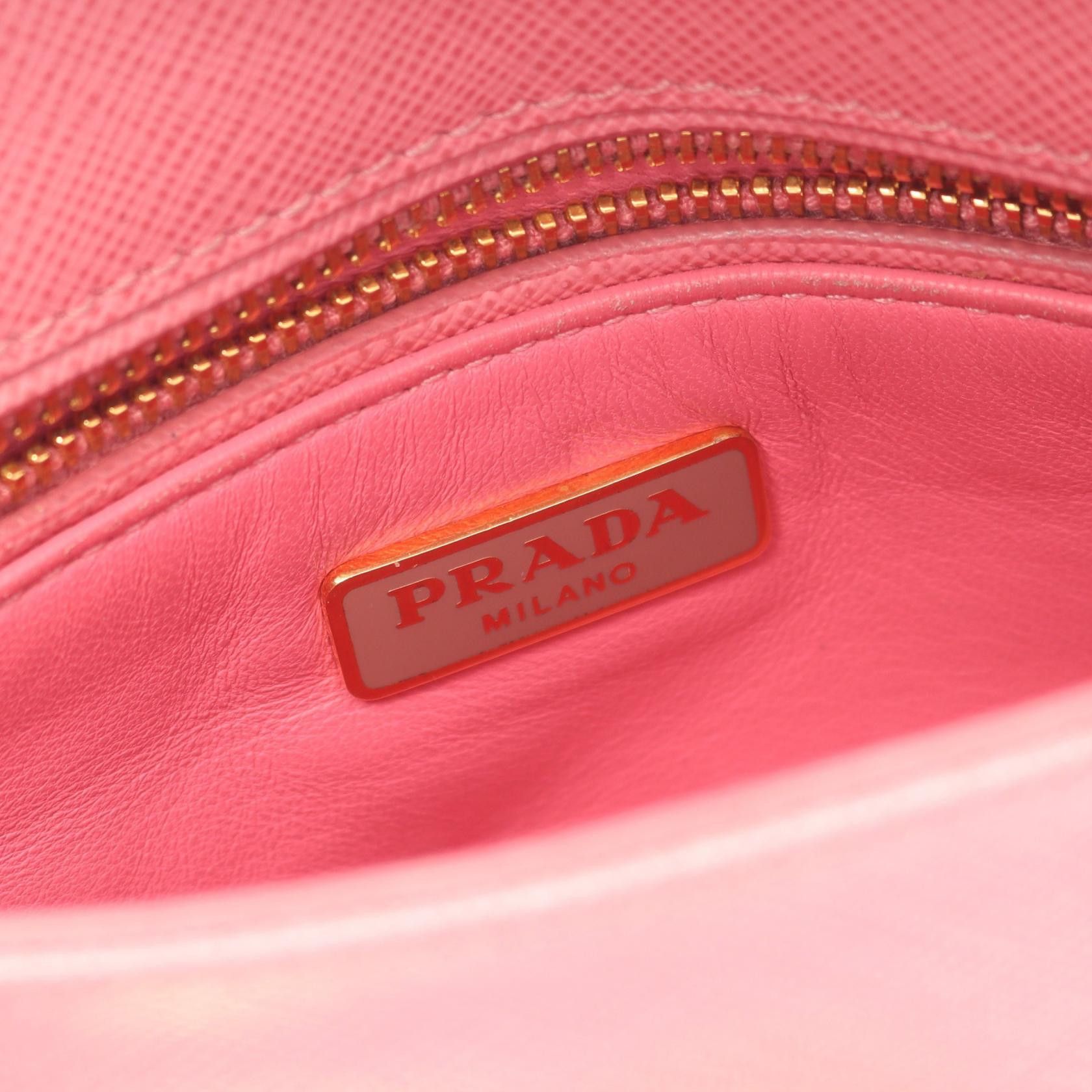 Prada Prada Prada Saffiano Leather Shoulder Bag Leather Handbag DUTY FREE for USA Size ONE SIZE - 4 Thumbnail