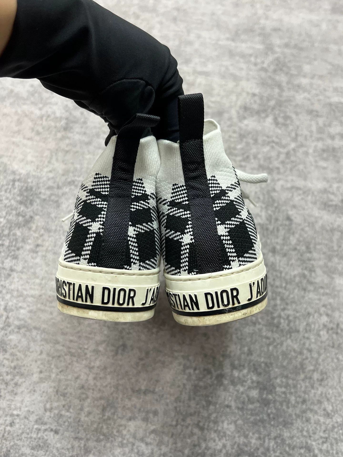 Dior Dior Plaid Sneakers Size US 4 / IT 34 - 7 Thumbnail
