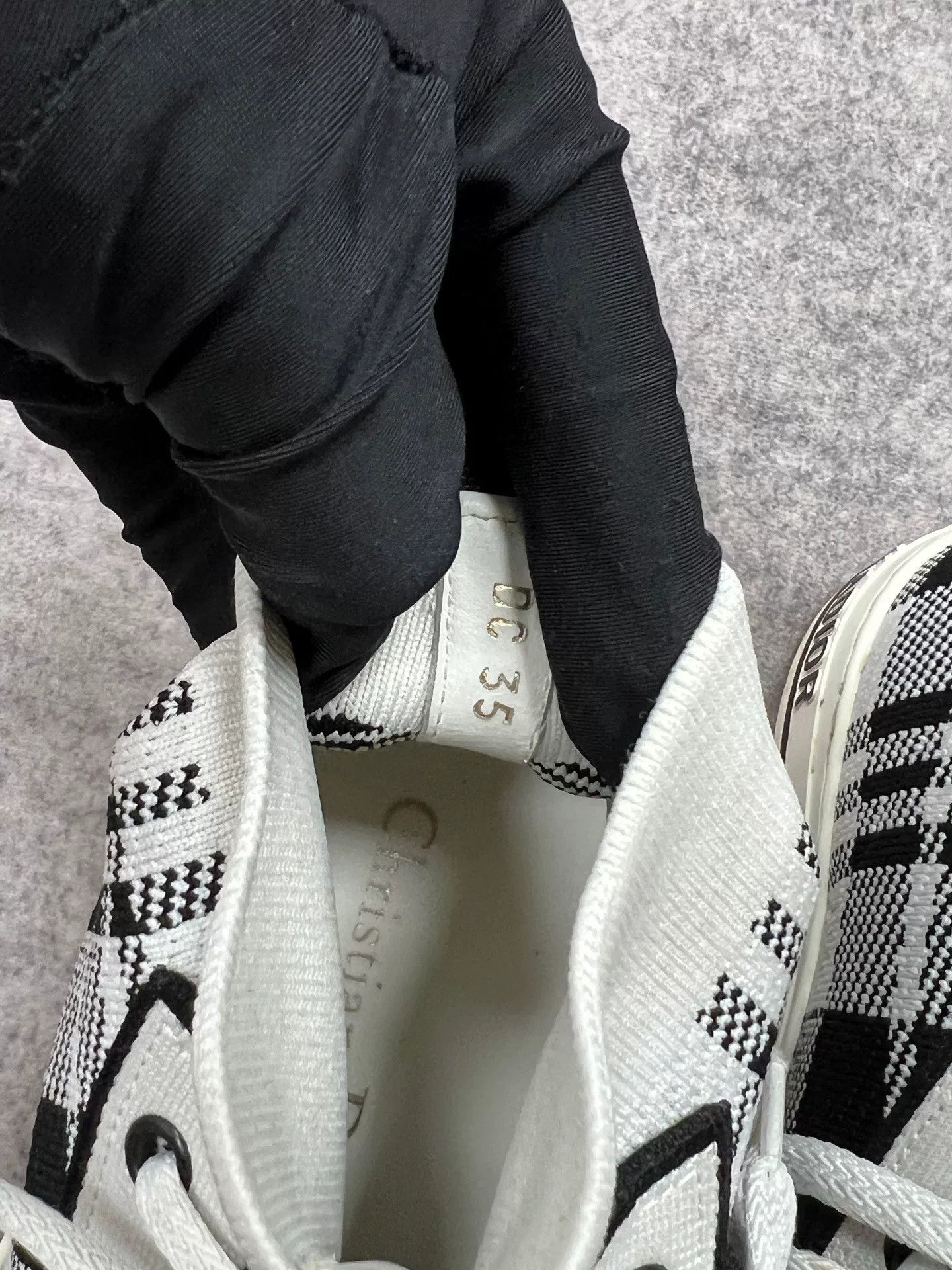 Dior Dior Plaid Sneakers Size US 4 / IT 34 - 5 Thumbnail