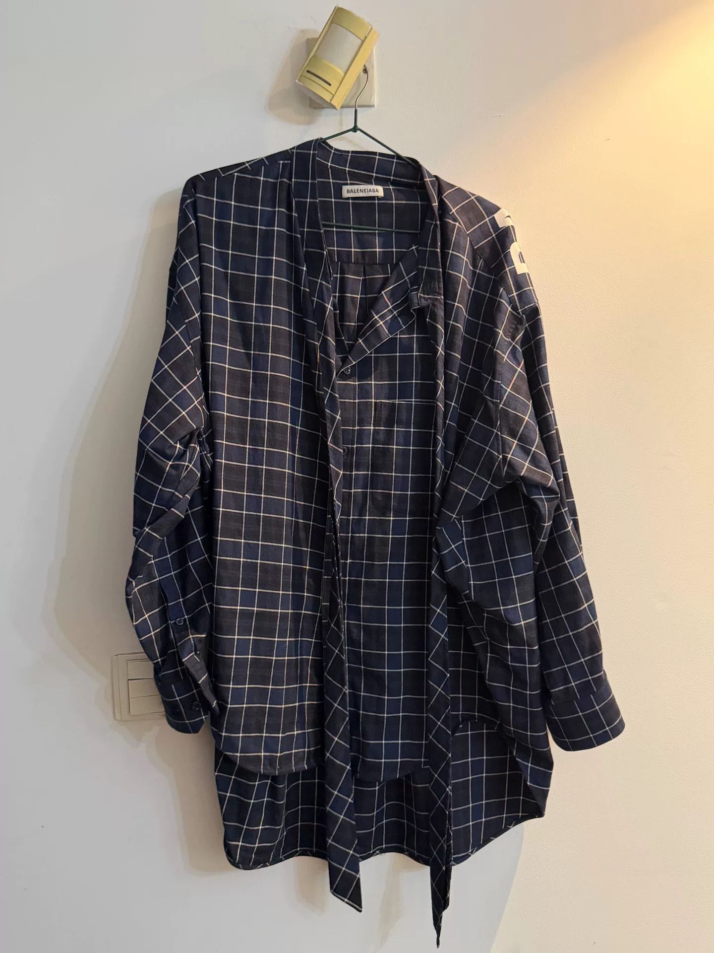 Balenciaga Balenciaga Back Logo Plaid Long-Sleeve Shirt Size XS / US 0-2 / IT 36-38 - 2 Thumbnail