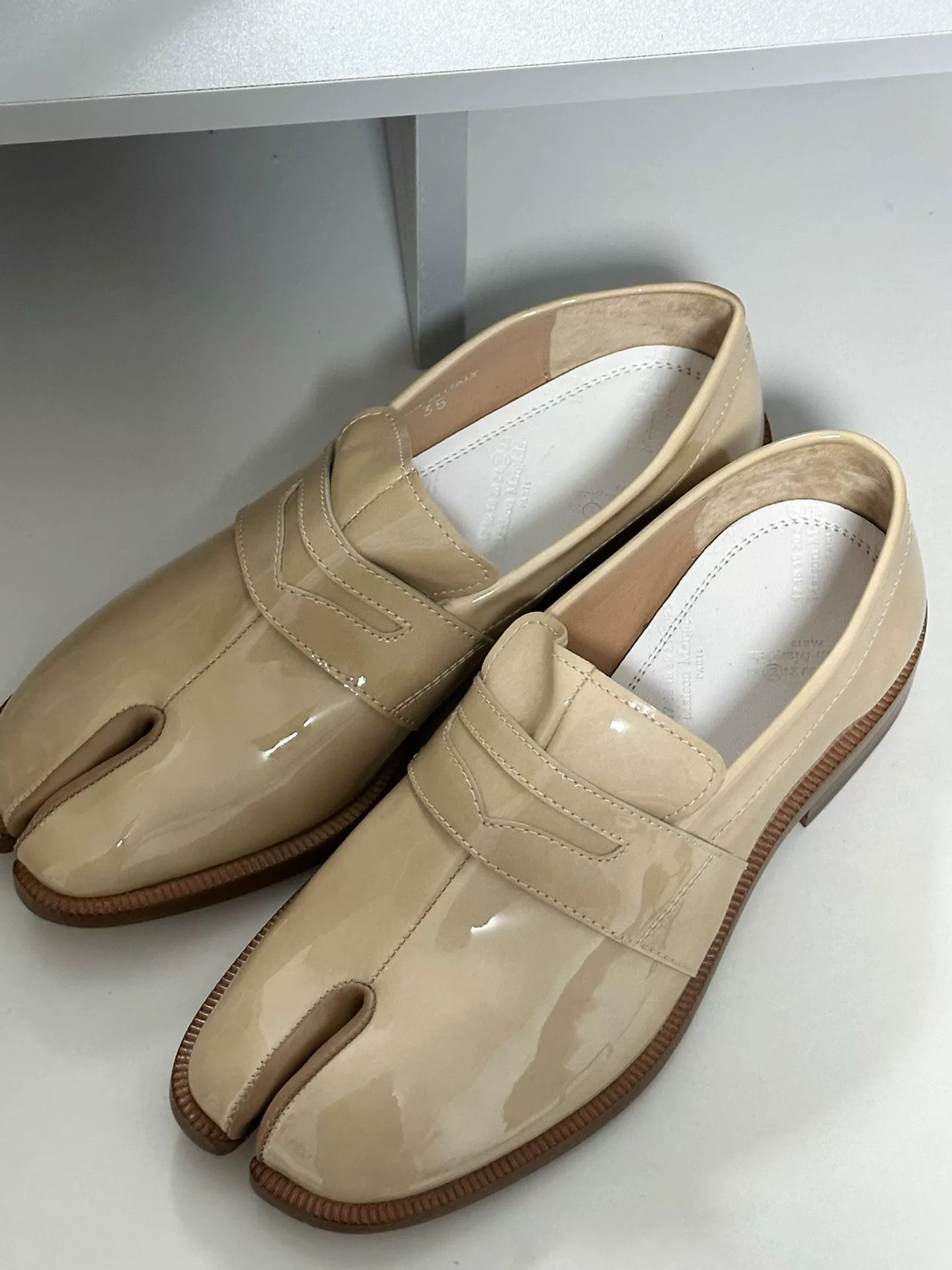 Maison Margiela Maison Margiela Beige Leather Loafers Size US 4 / IT 34 - 2 Thumbnail