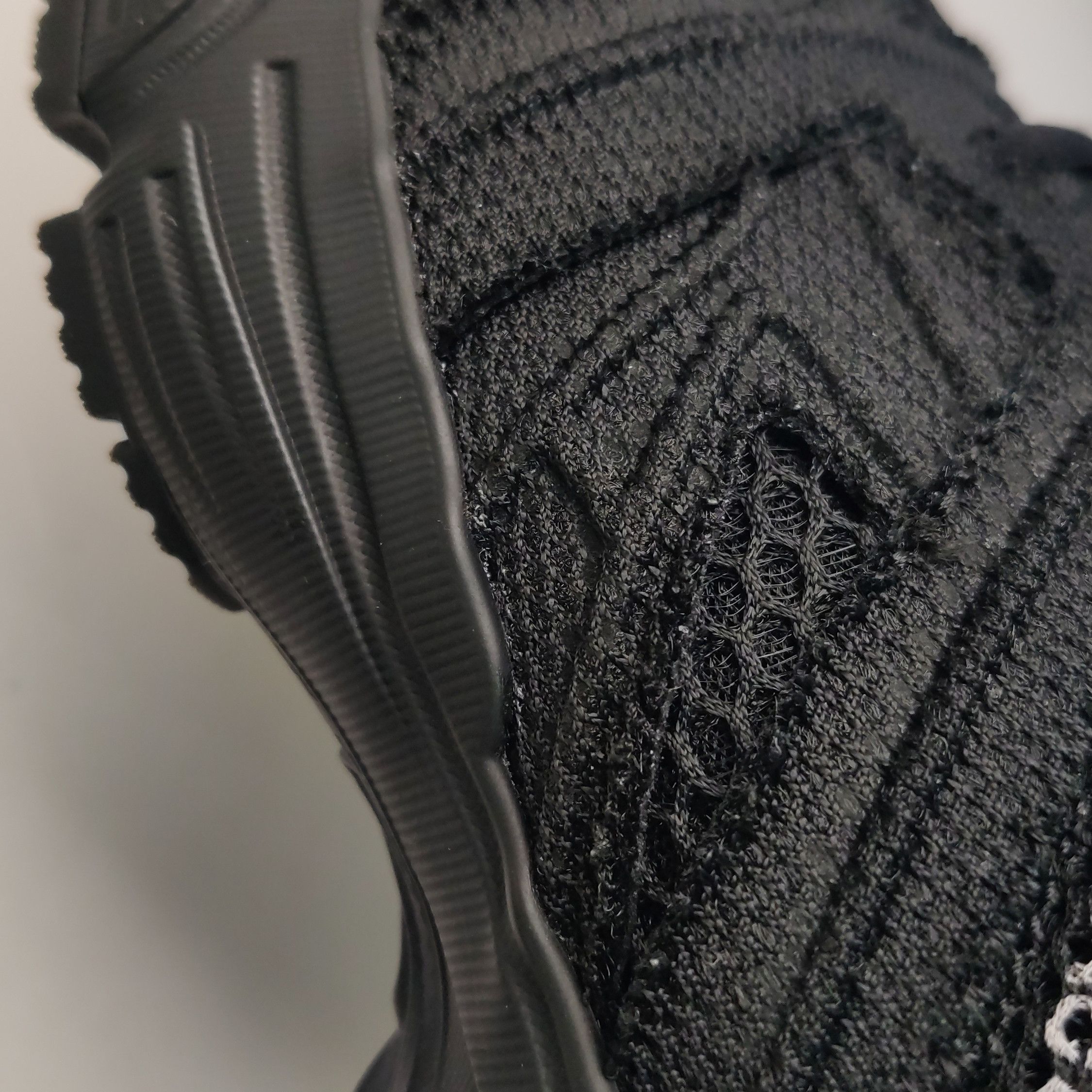 Balenciaga Balenciaga Women 5 Lowtop Sneakers Size US 5 / IT 35 - 7 Thumbnail