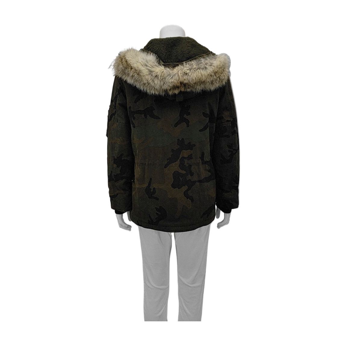 Louis Vuitton Louis Vuitton Monogram Camouflage Parka Size M Size US M / EU 48-50 / 2 - 2 Thumbnail