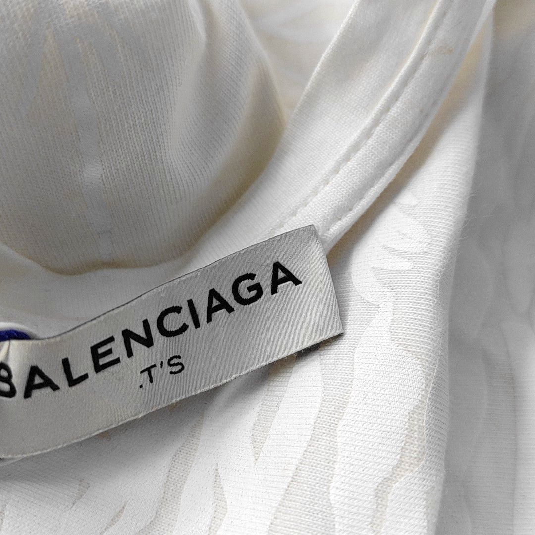 Balenciaga Balenciaga Textured Cotton T-Shirt White XS Size XS / US 0-2 / IT 36-38 - 6 Thumbnail