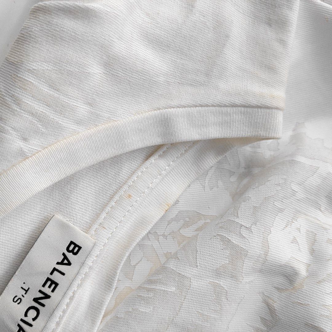 Balenciaga Balenciaga Textured Cotton T-Shirt White XS Size XS / US 0-2 / IT 36-38 - 5 Thumbnail