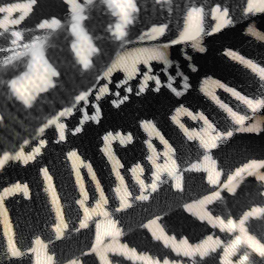Balenciaga BALENCIAGA All-Over Logo Turtleneck Sweater Size XS Size US XS / EU 42 / 0 - 5 Thumbnail