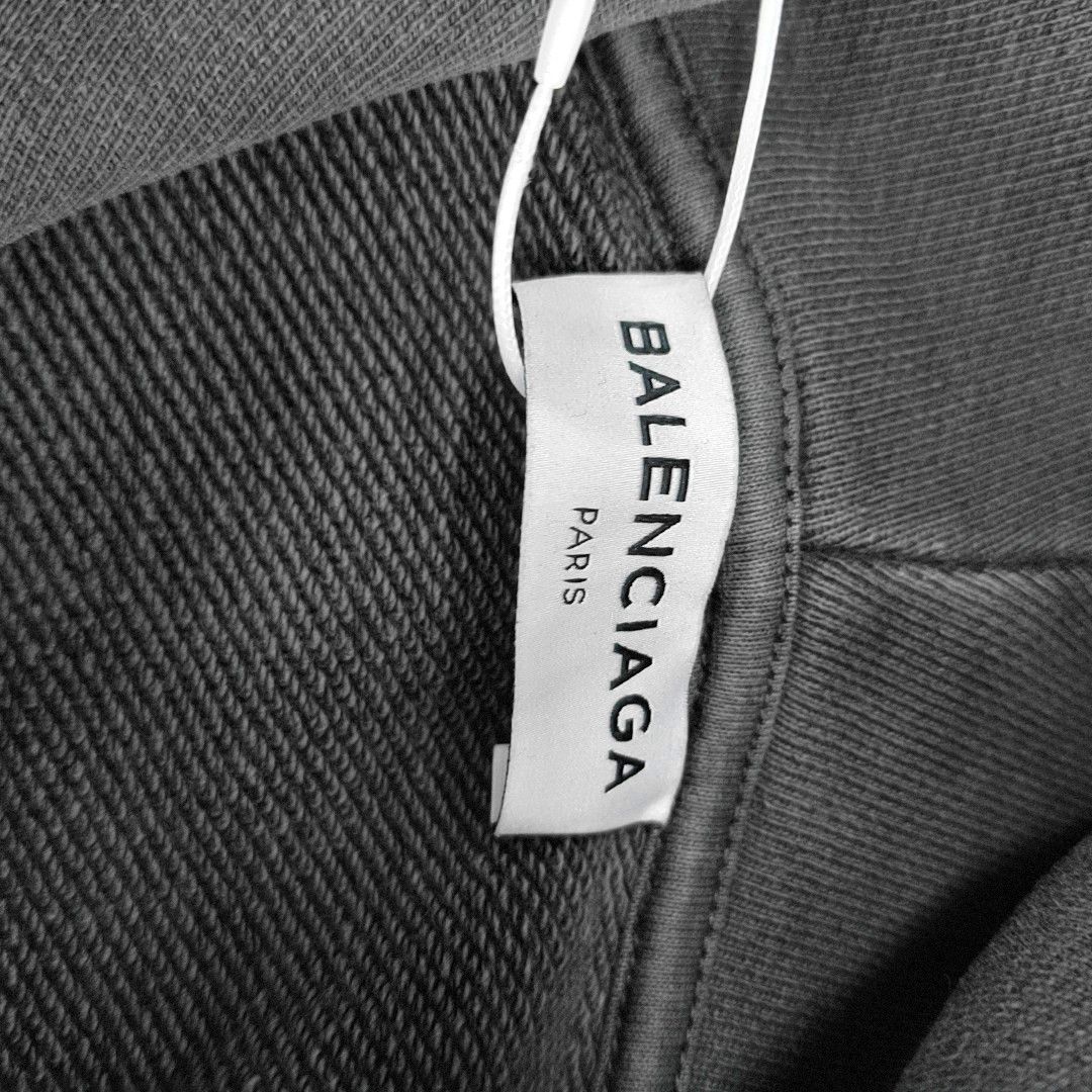 Balenciaga Balenciaga Graphic Print Hoodie Size S Size S / US 4 / IT 40 - 6 Thumbnail