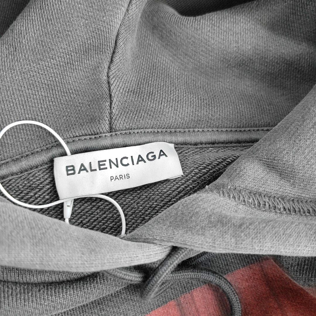 Balenciaga Balenciaga Graphic Print Hoodie Size S Size S / US 4 / IT 40 - 7 Thumbnail