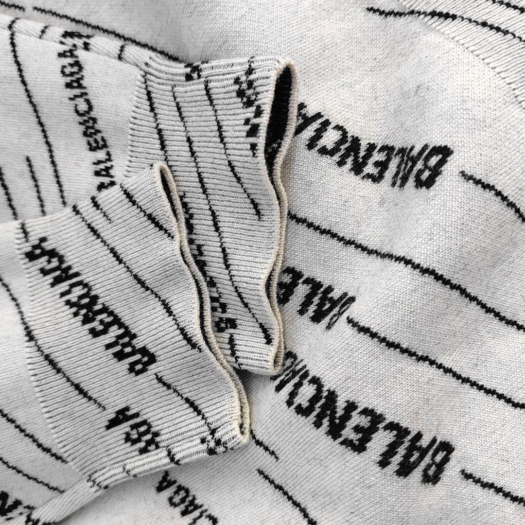 Balenciaga Balenciaga All Over Logo Wool Sweater Size M Size M / US 6-8 / IT 42-44 - 9 Thumbnail