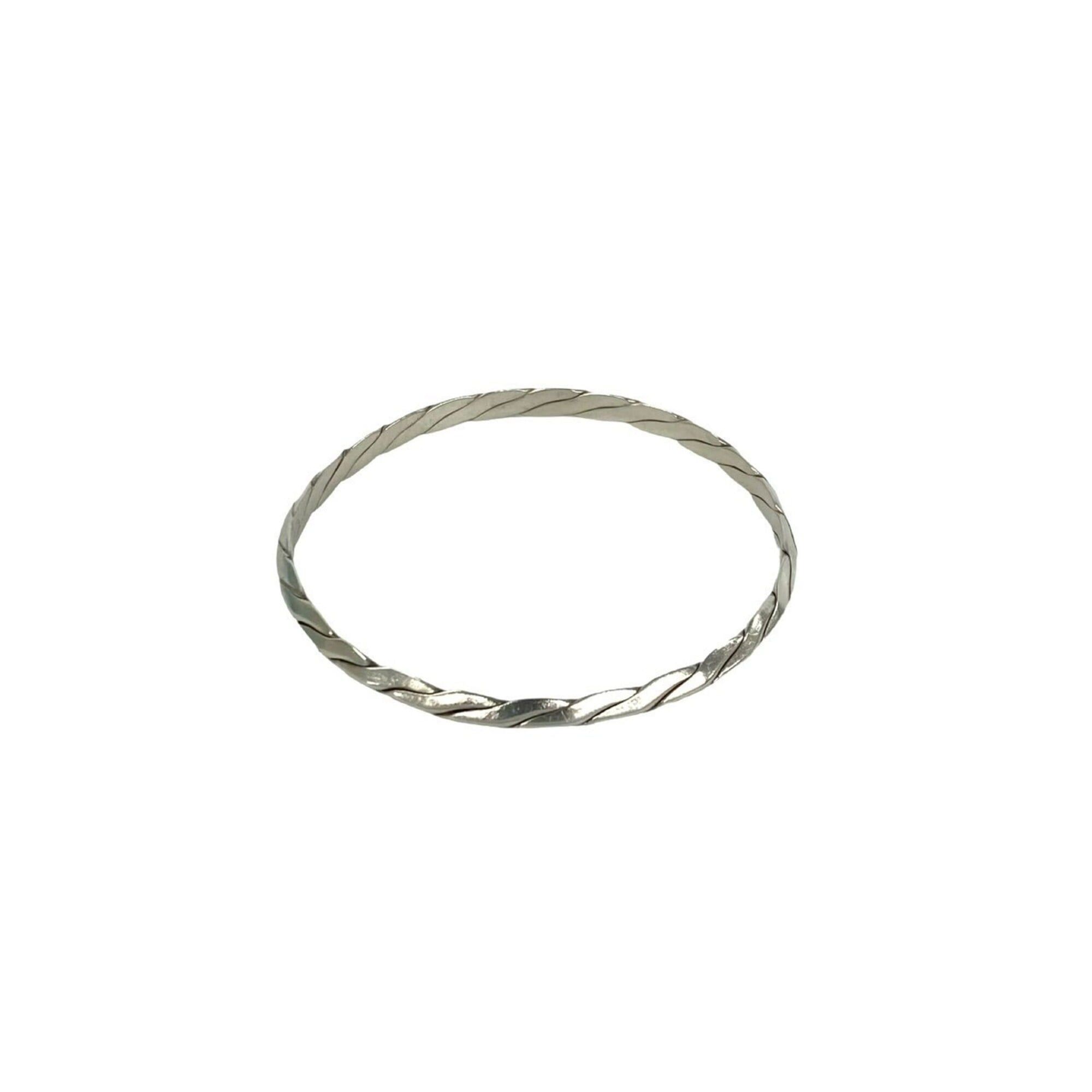 Tiffany & Co. TIFFANY&Co. Tiffany Knife Edge Twist Bangle, Sterling Silver 925 Bracelet, Accessory, 31215 Size ONE SIZE - 4 Thumbnail