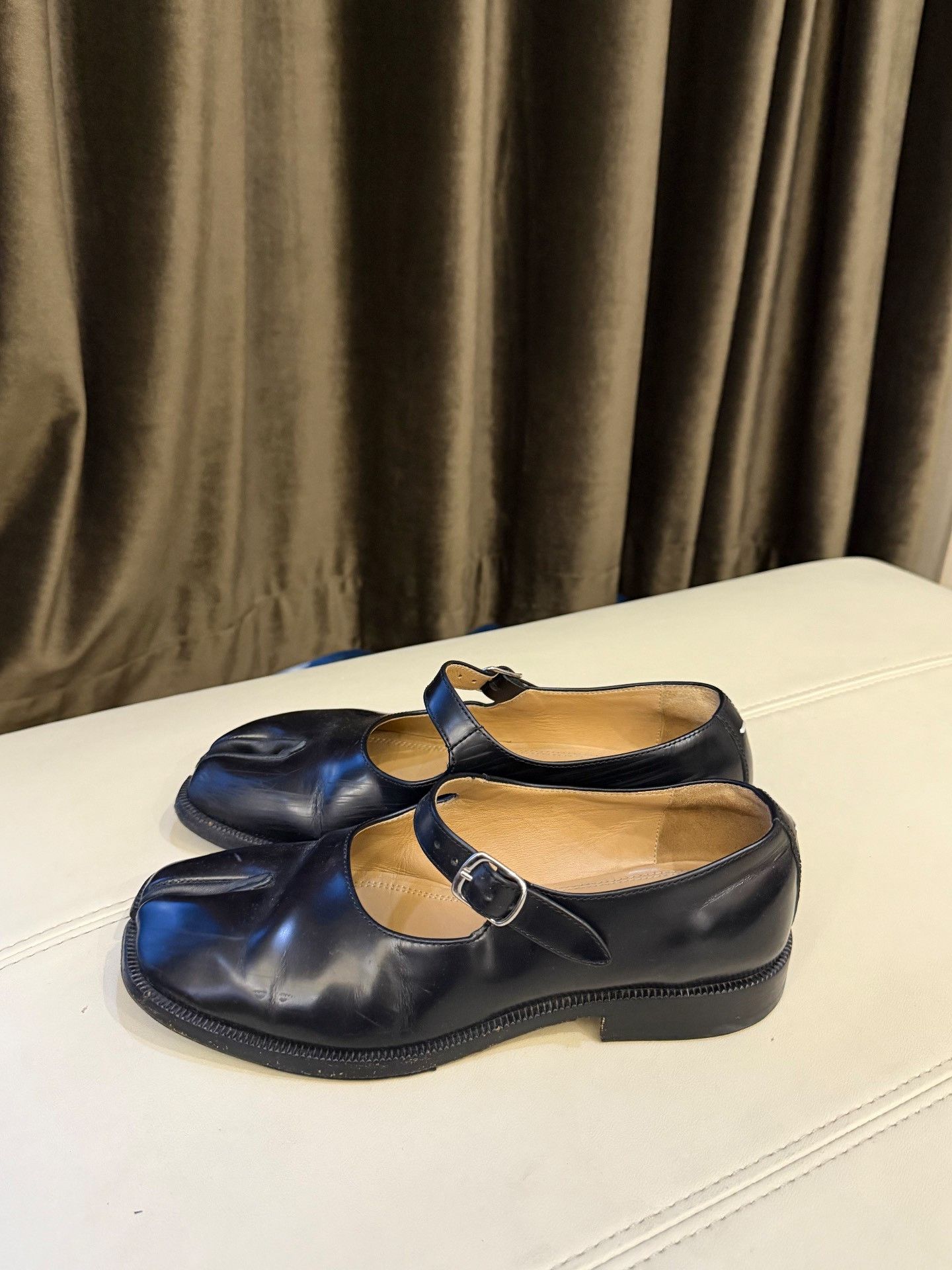 Maison Margiela Maison Margiela Tabi Split-Toe Mary Jane Size US 7 / IT 37 - 2 Thumbnail