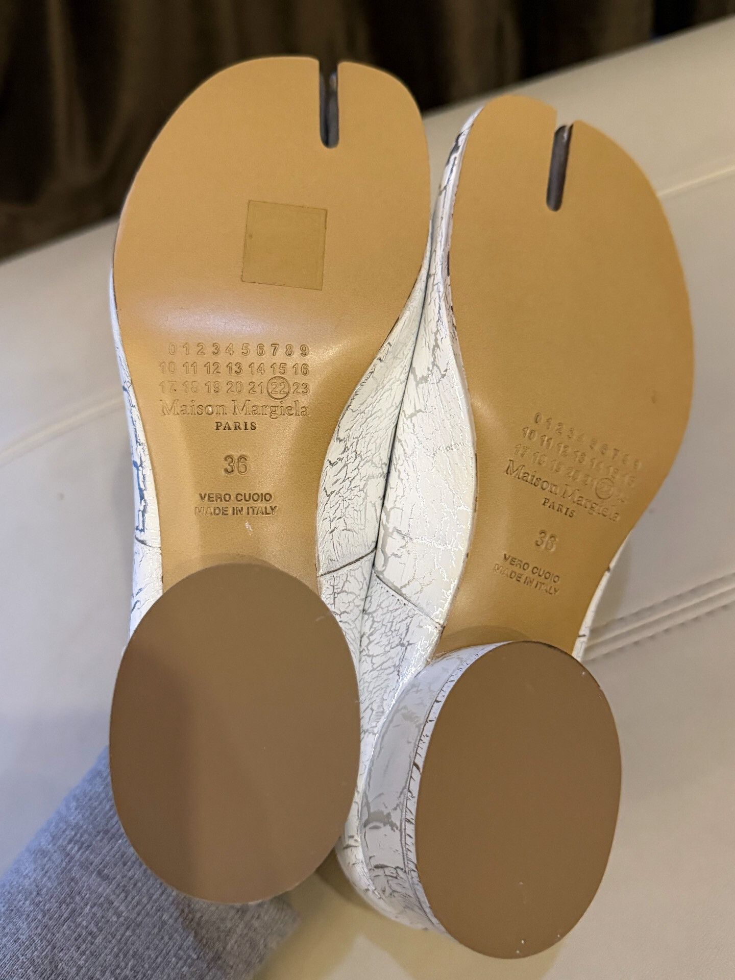 Maison Margiela Maison Margiela Tabi Paint Splatter Size US 5 / IT 35 - 3 Thumbnail
