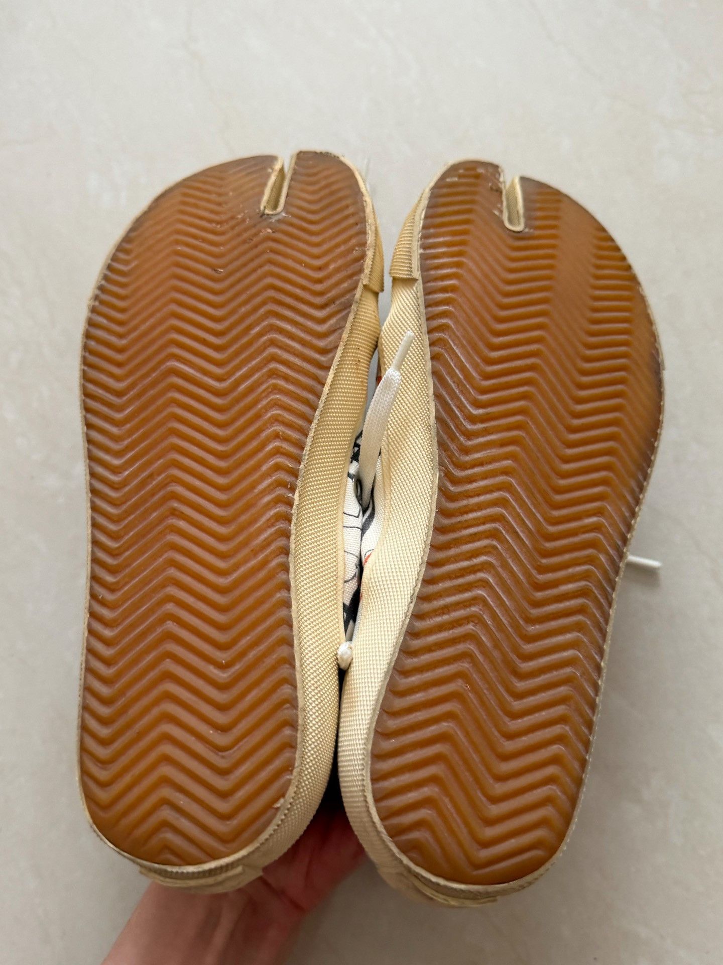 Maison Margiela Maison Margiela Tabi Yellow Velvet Shoes Size US 6 / IT 36 - 5 Thumbnail