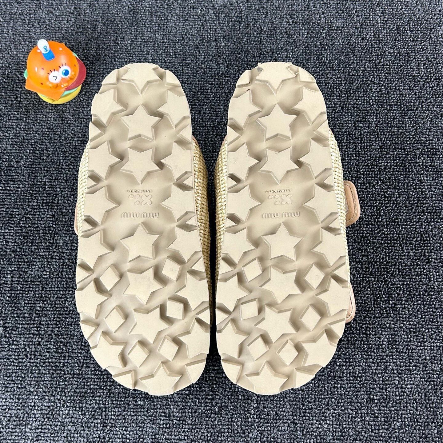 Miu Miu Miu Miu Straw Woven Strappy Sandals Size US 5 / IT 35 - 6 Thumbnail