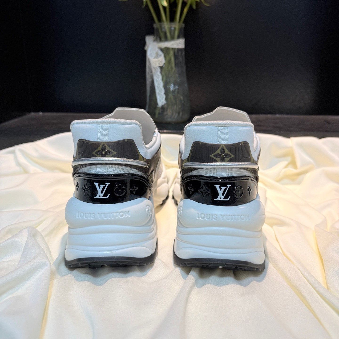 Louis Vuitton LV Run 55 Monogram Sneakers Size US 7 / IT 37 - 3 Thumbnail