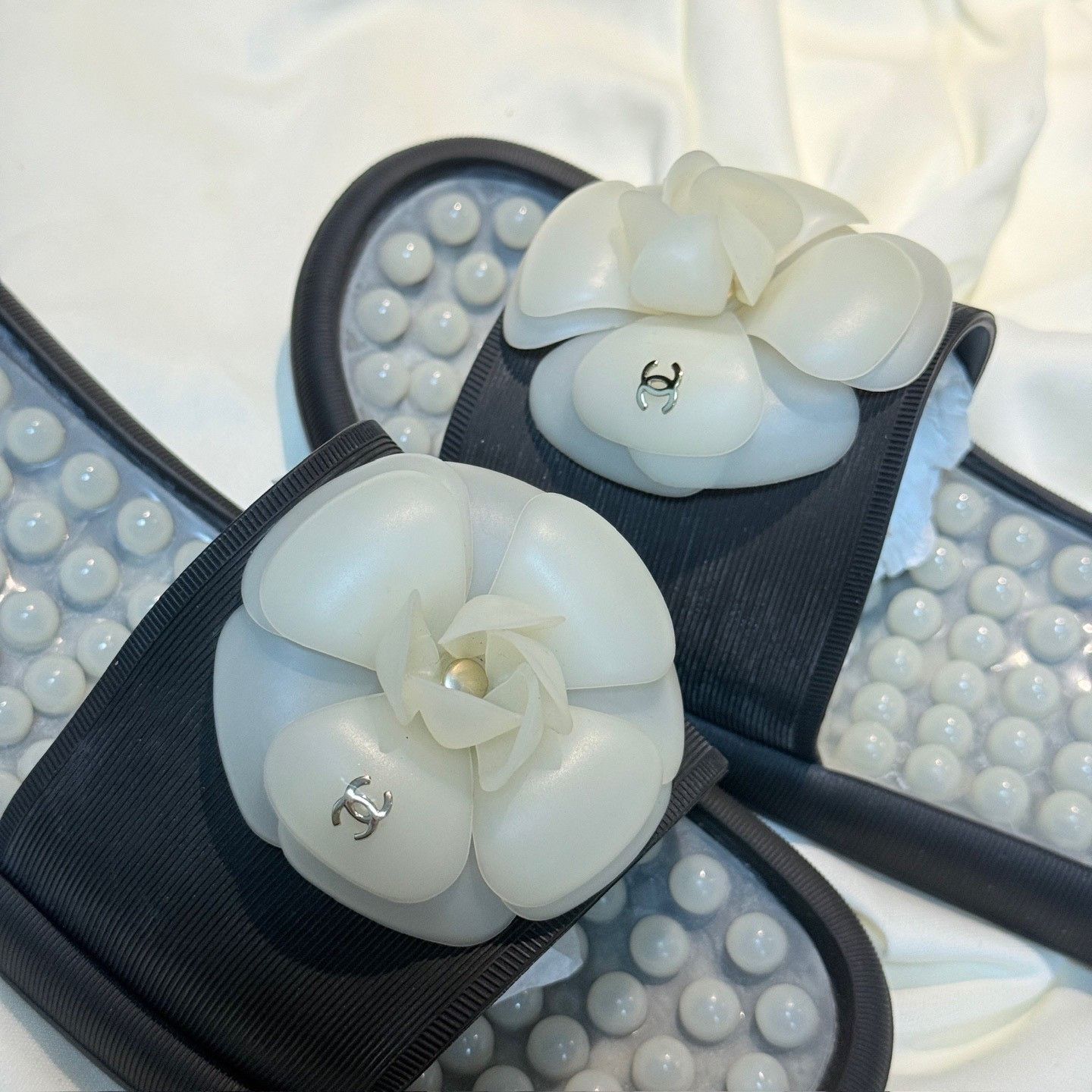 Chanel Chanel Black White Double C Gold Logo Slippers Size US 7 / IT 37 - 8 Thumbnail