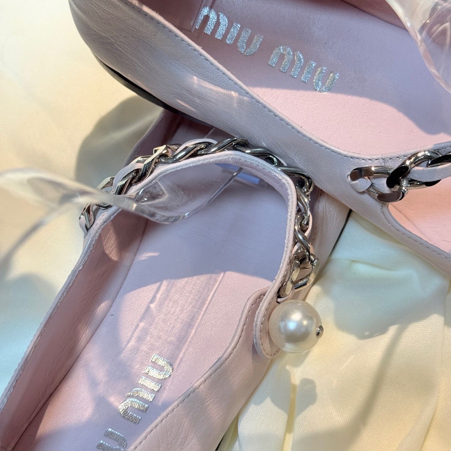 Miu Miu Miu Miu Black Pink Pearl Chain Shoes Size US 5.5 / IT 35.5 - 8 Thumbnail