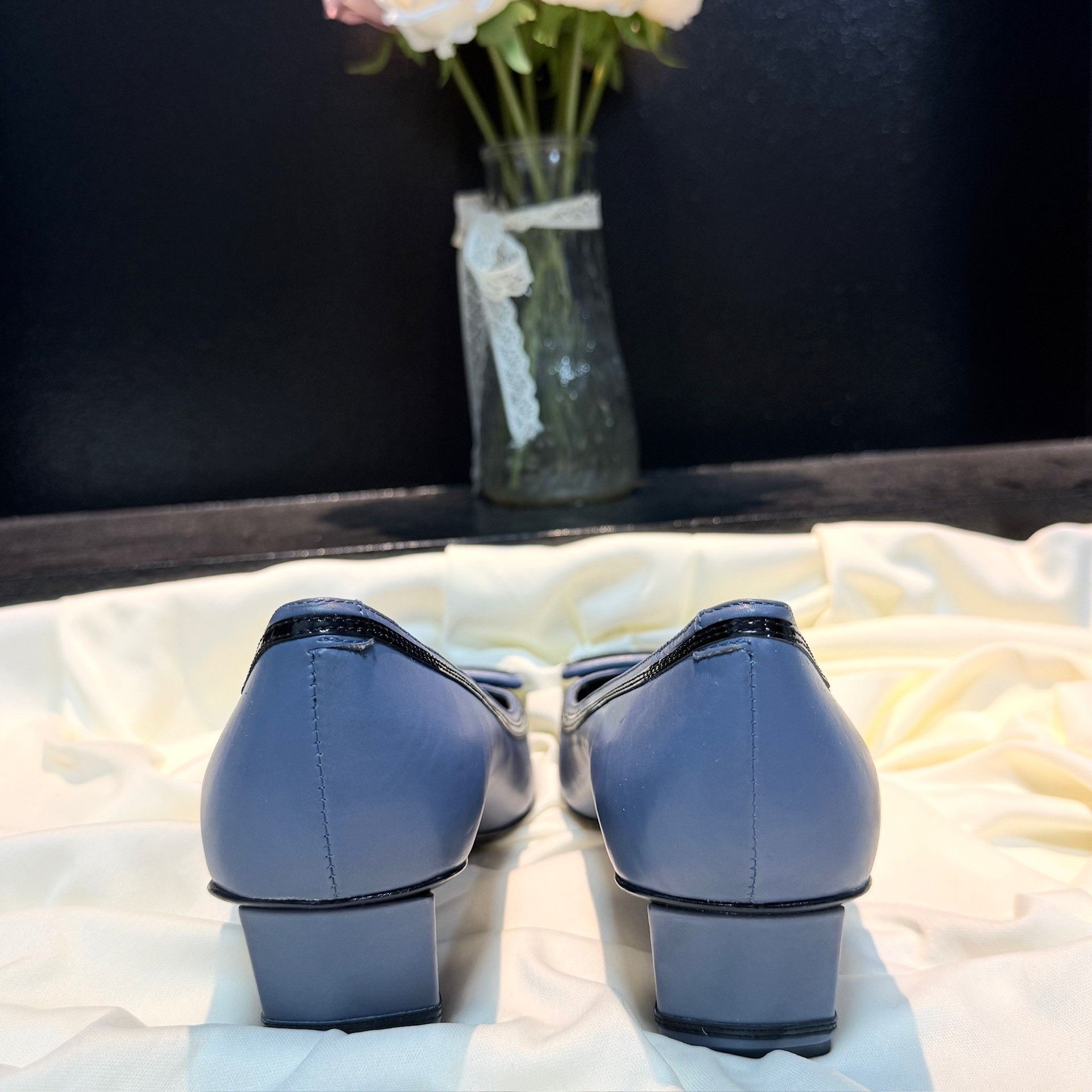 Roger Vivier Roger Vivier Black Blue Square Buckle Heels Size US 5 / IT 35 - 3 Thumbnail