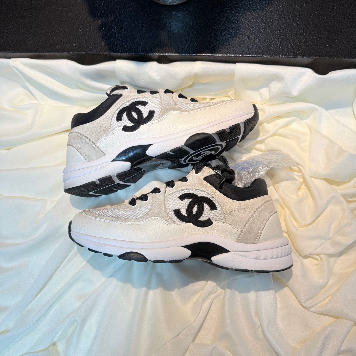 Chanel CHANEL Double C Casual Shoes Size US 5.5 / IT 35.5 - 5 Thumbnail
