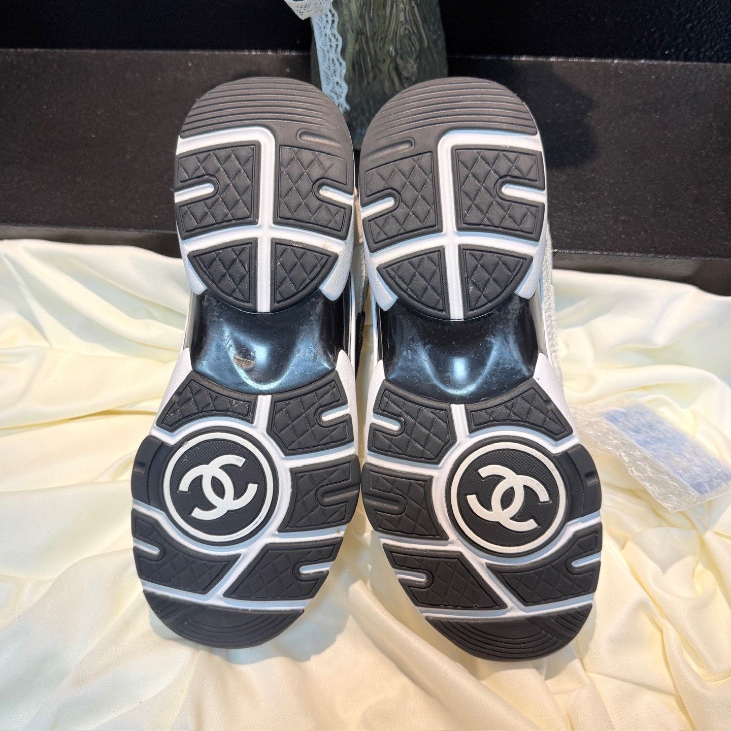 Chanel CHANEL Double C Casual Shoes Size US 5.5 / IT 35.5 - 6 Thumbnail